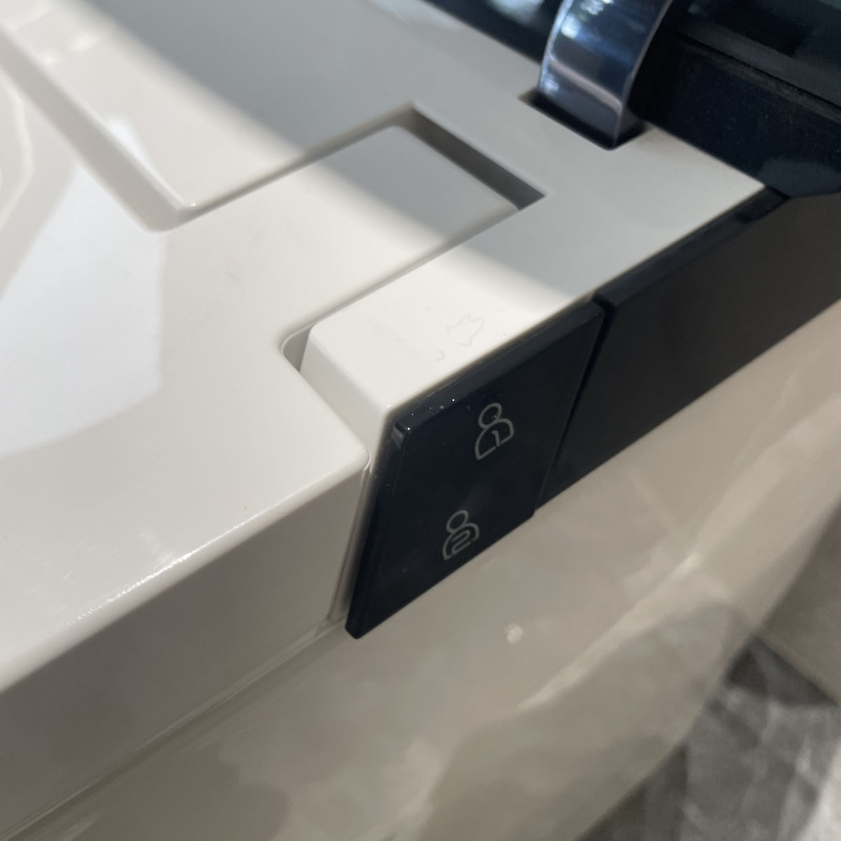 Bồn cầu thông minh JOMOO ZD8920-SA-CJM305