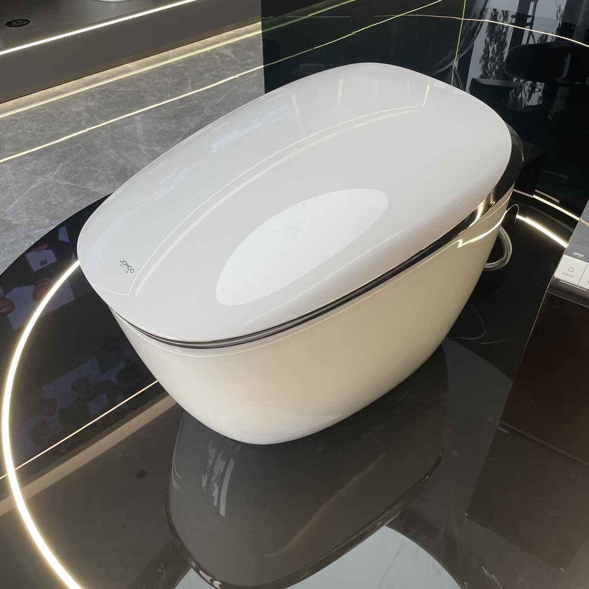 Bồn cầu 1 khối nắp êm JOMOO ZD9830-S2-CJM000