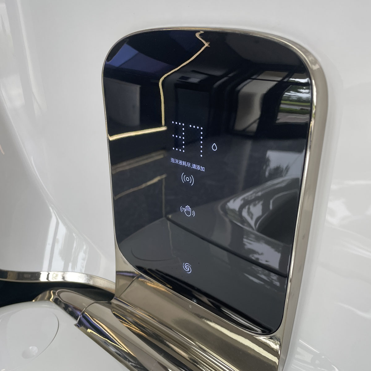 Bồn cầu 1 khối nắp êm JOMOO ZD9830-S2-CJM000