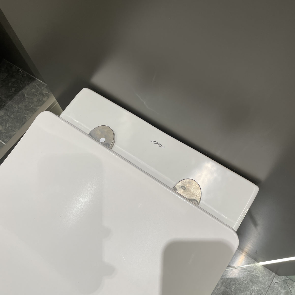Bồn cầu treo tường nắp êm JOMOO 11405-2/11KA-I011