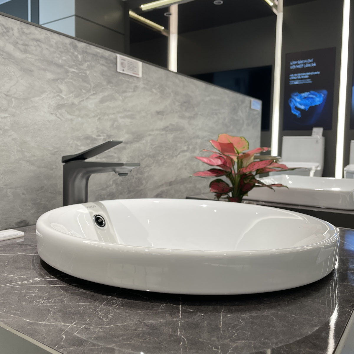 Chậu rửa mặt lavabo dương vành JOMOO 12681-1/01Z-I011