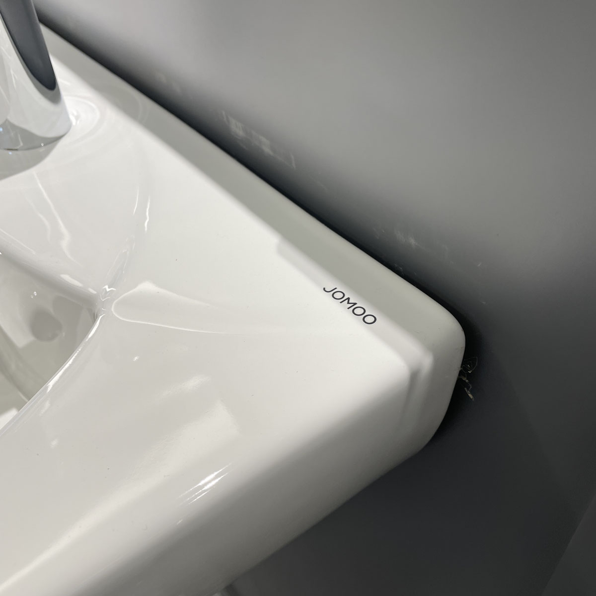 Chậu rửa mặt lavabo treo tường JOMOO 12162-1/11P-I011