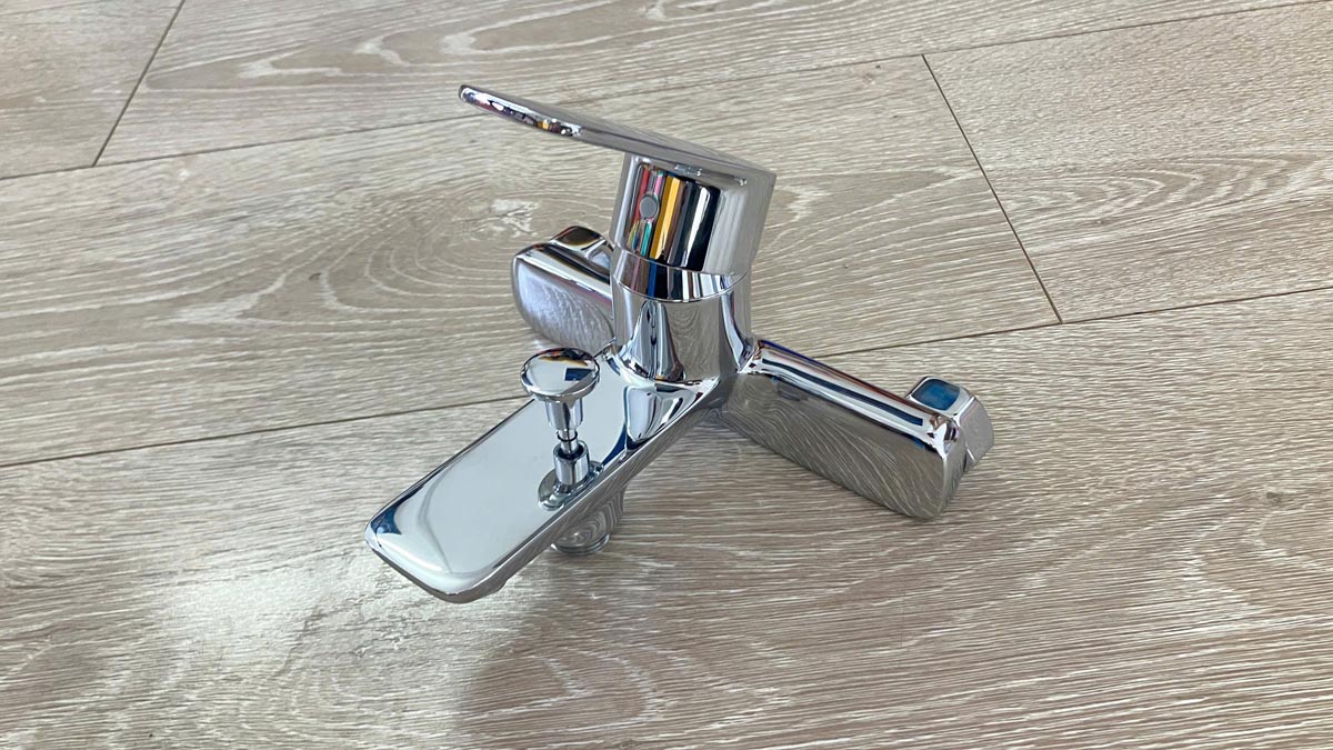 Củ sen tắm nóng lạnh kèm tay sen 5 chế độ JOMOO P35311-764/1B-1