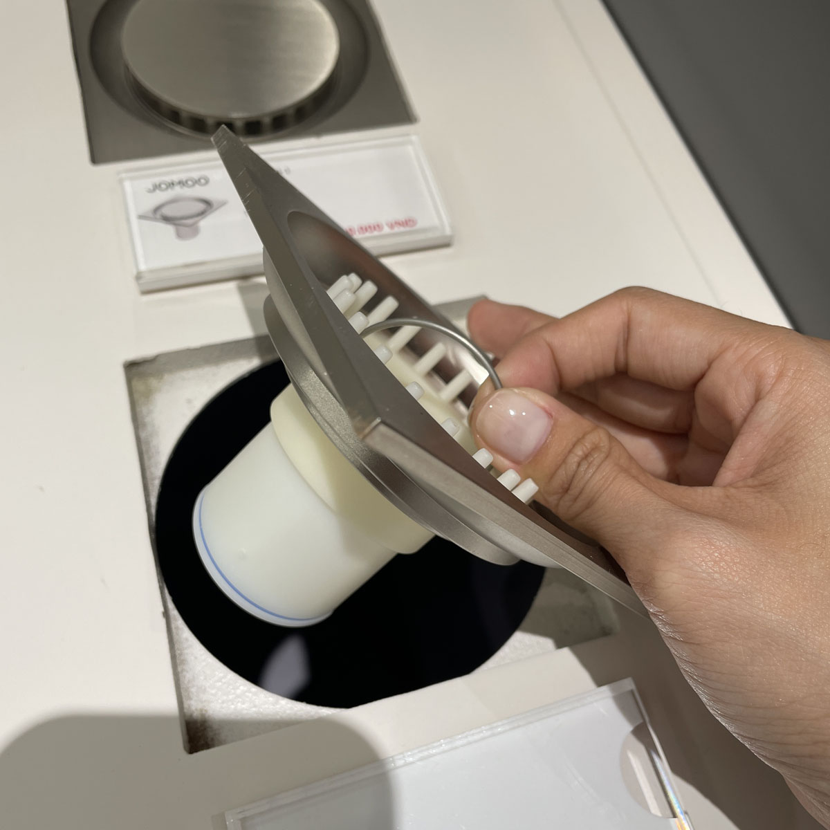 Phễu thoát sàn 10x10cm JOMOO 92495-5B-I011