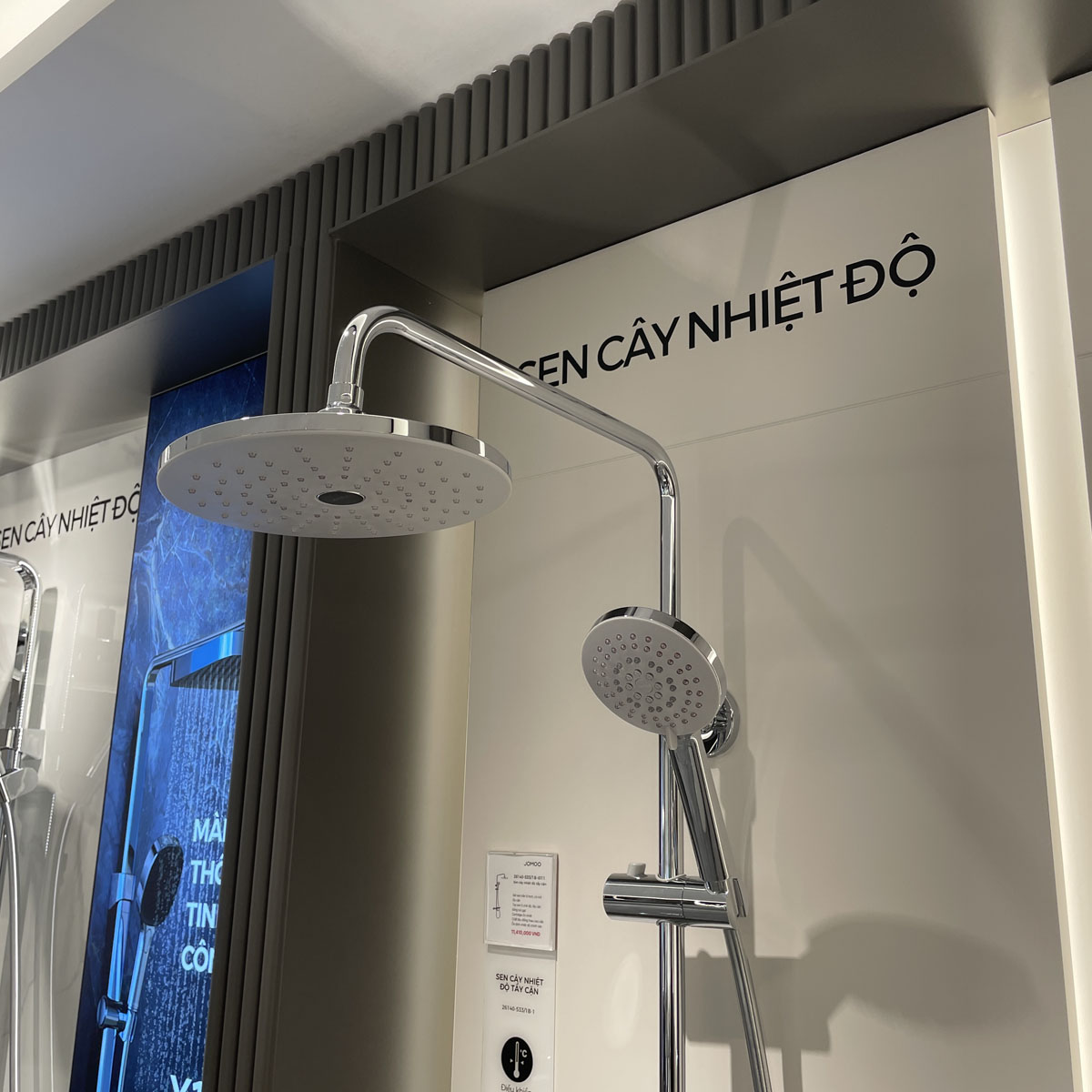 Sen cây tắm đứng ổn nhiệt có tẩy cặn JOMOO 26140-533/1B-I011