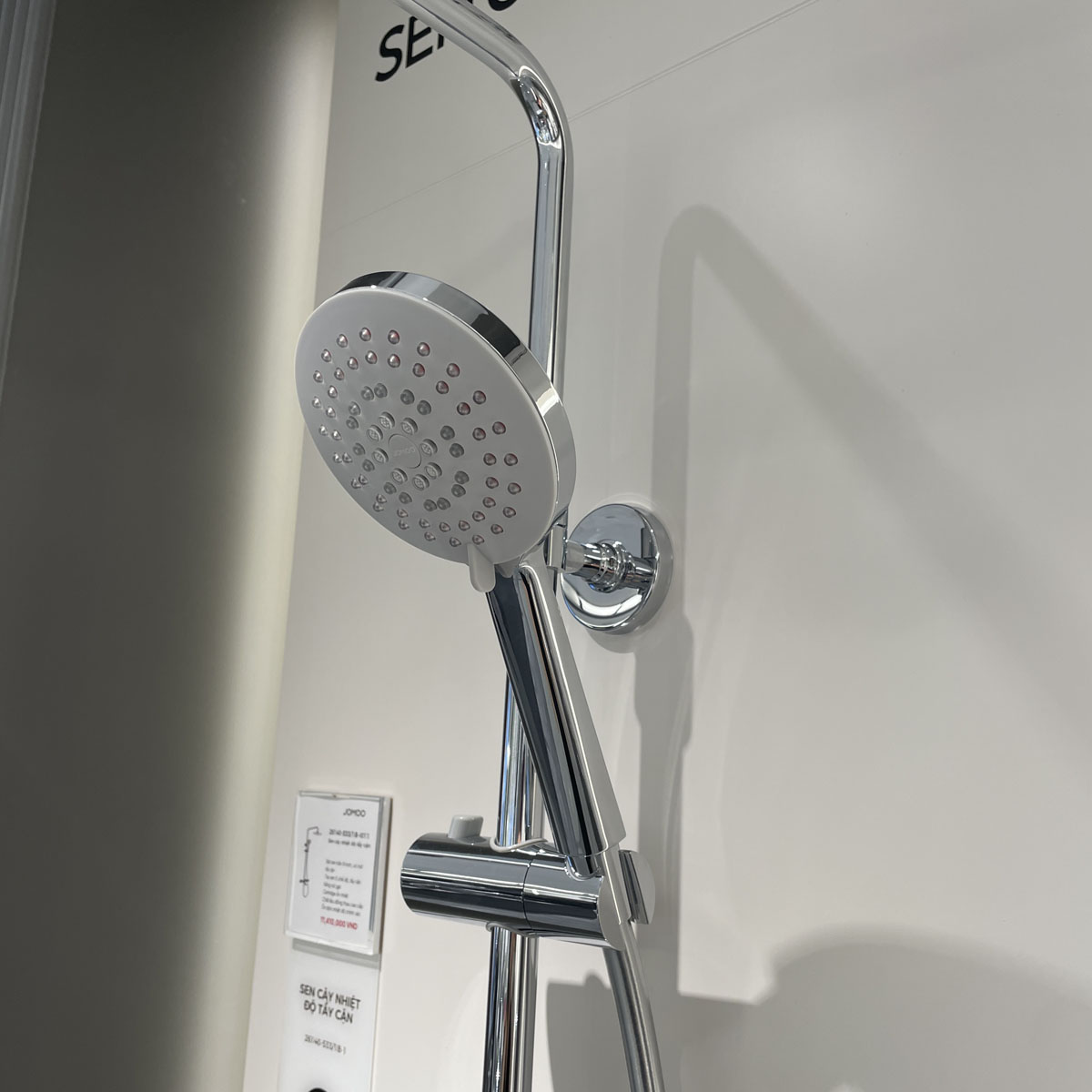 Sen cây tắm đứng ổn nhiệt có tẩy cặn JOMOO 26140-533/1B-I011