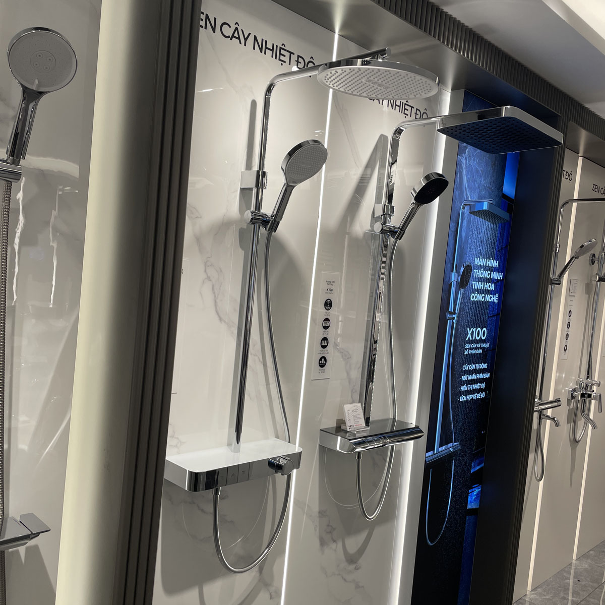 Sen cây tắm đứng ổn nhiệt JOMOO 26178-624/1B-1