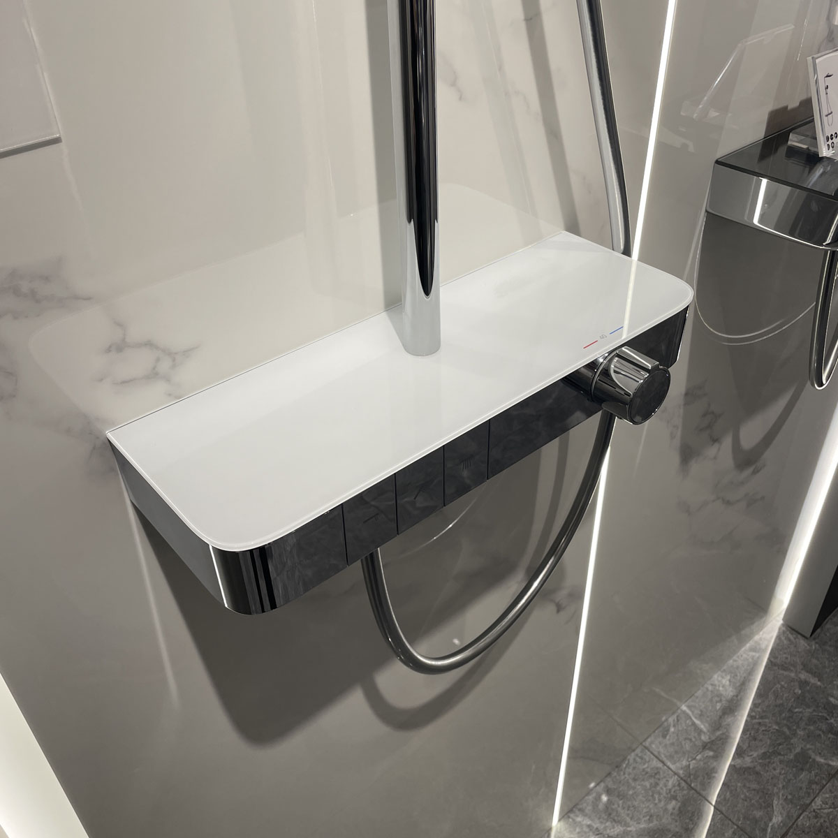 Sen cây tắm đứng ổn nhiệt JOMOO 26178-624/1B-1