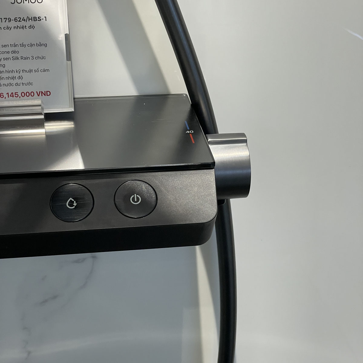 Sen cây tắm đứng ổn nhiệt có tẩy cặn JOMOO 26179-624