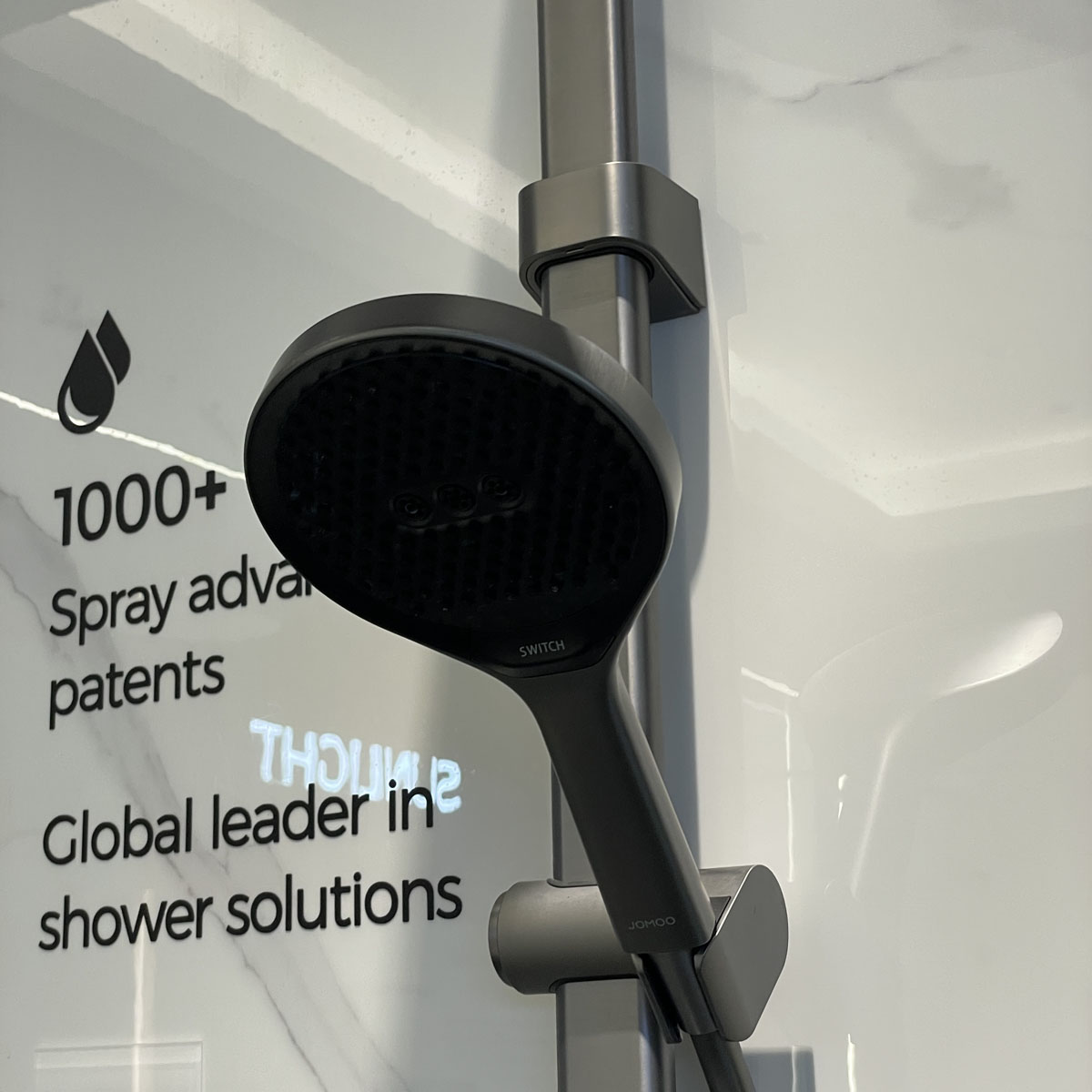 Sen cây tắm đứng ổn nhiệt có tẩy cặn JOMOO 26179-624