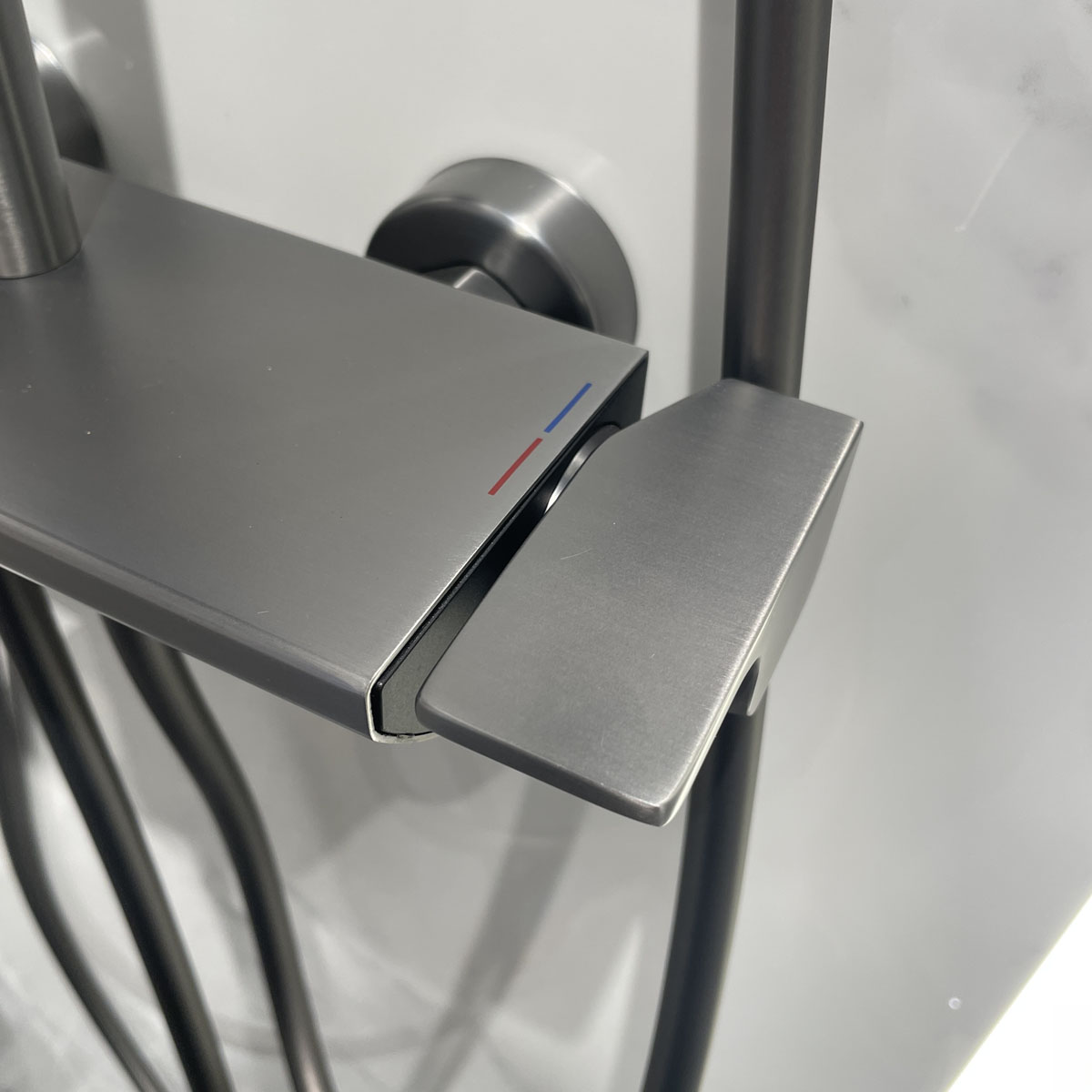 Sen cây tắm đứng JOMOO 36473-463/1B-I011