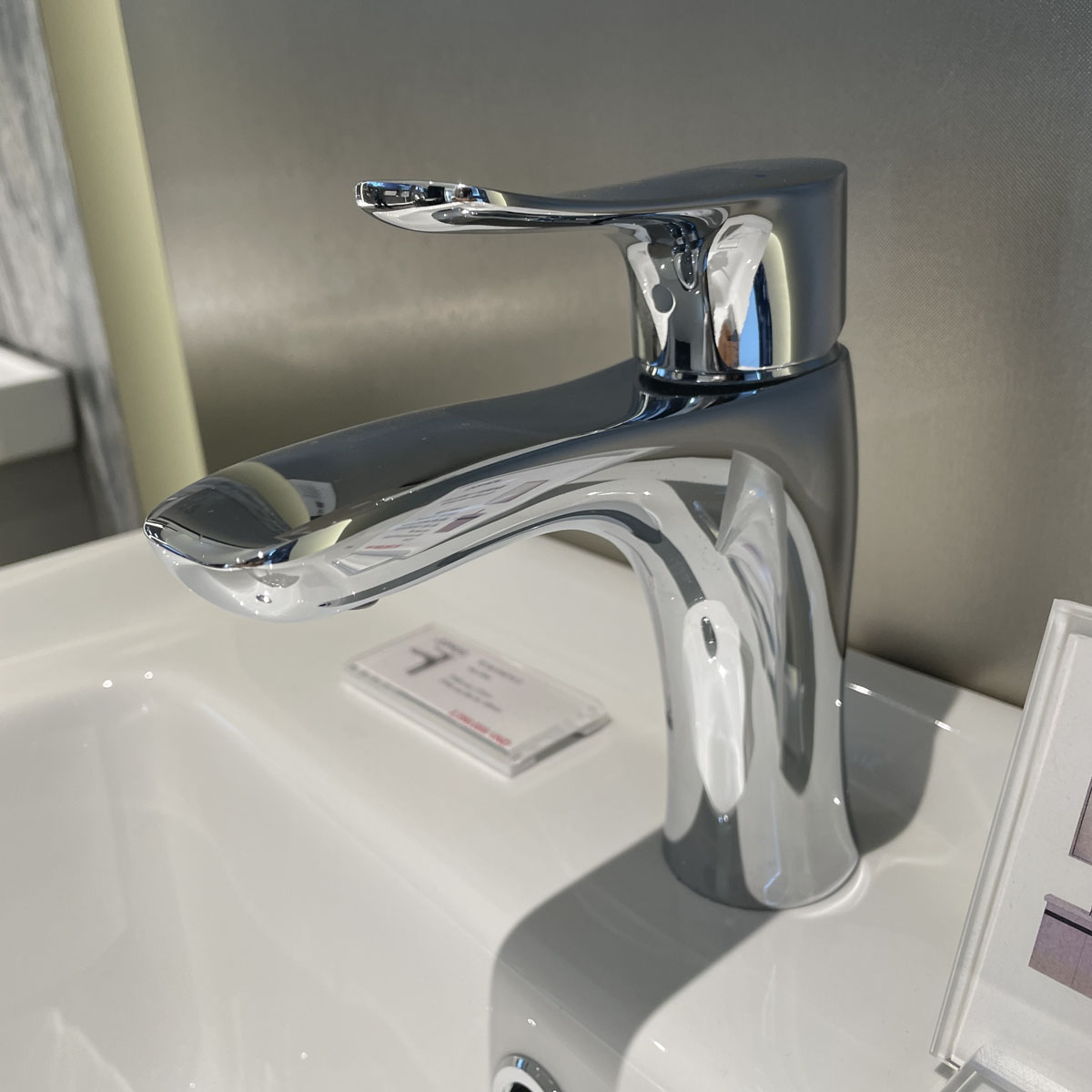 Vòi chậu lavabo nóng lạnh JOMOO 32150-526/1B-Z