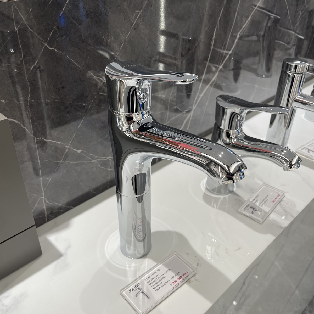 Vòi chậu lavabo nóng lạnh JOMOO 32162-147/1C1-Z