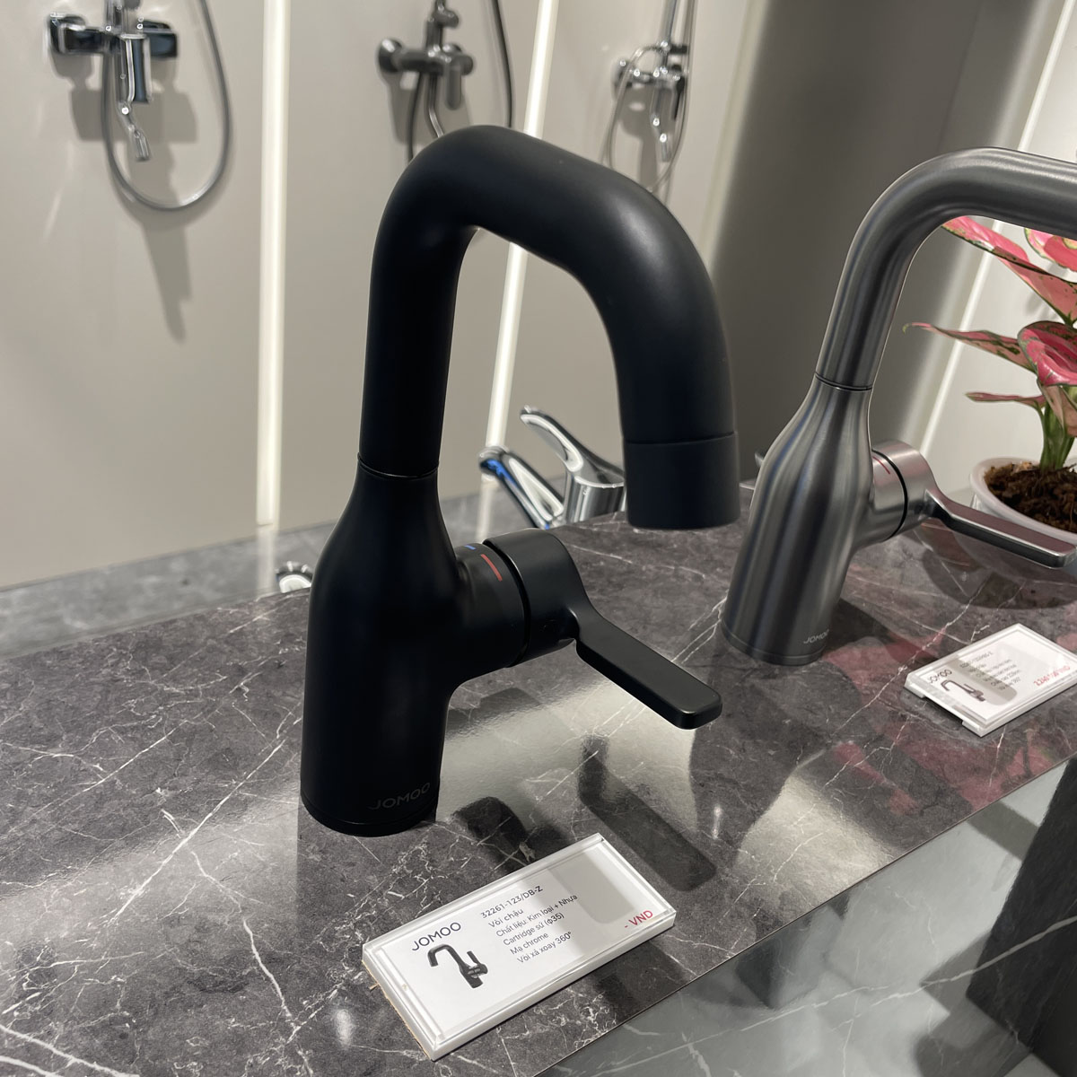 Vòi chậu lavabo nóng lạnh JOMOO 32261-123/1B-Z