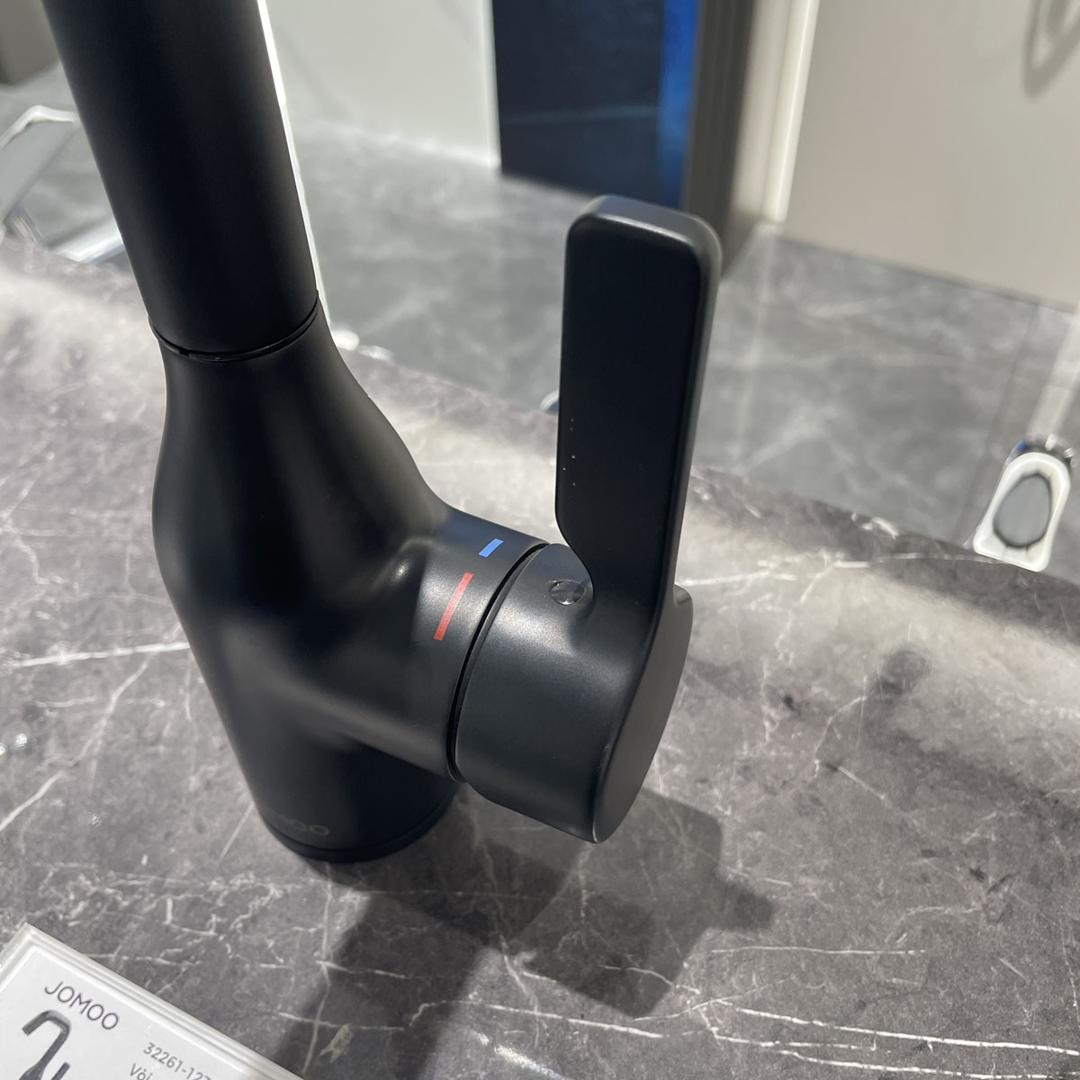 Vòi chậu lavabo nóng lạnh JOMOO 32261-123/1B-Z