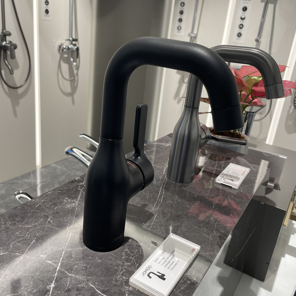 Vòi chậu lavabo nóng lạnh JOMOO 32261-123/1B-Z