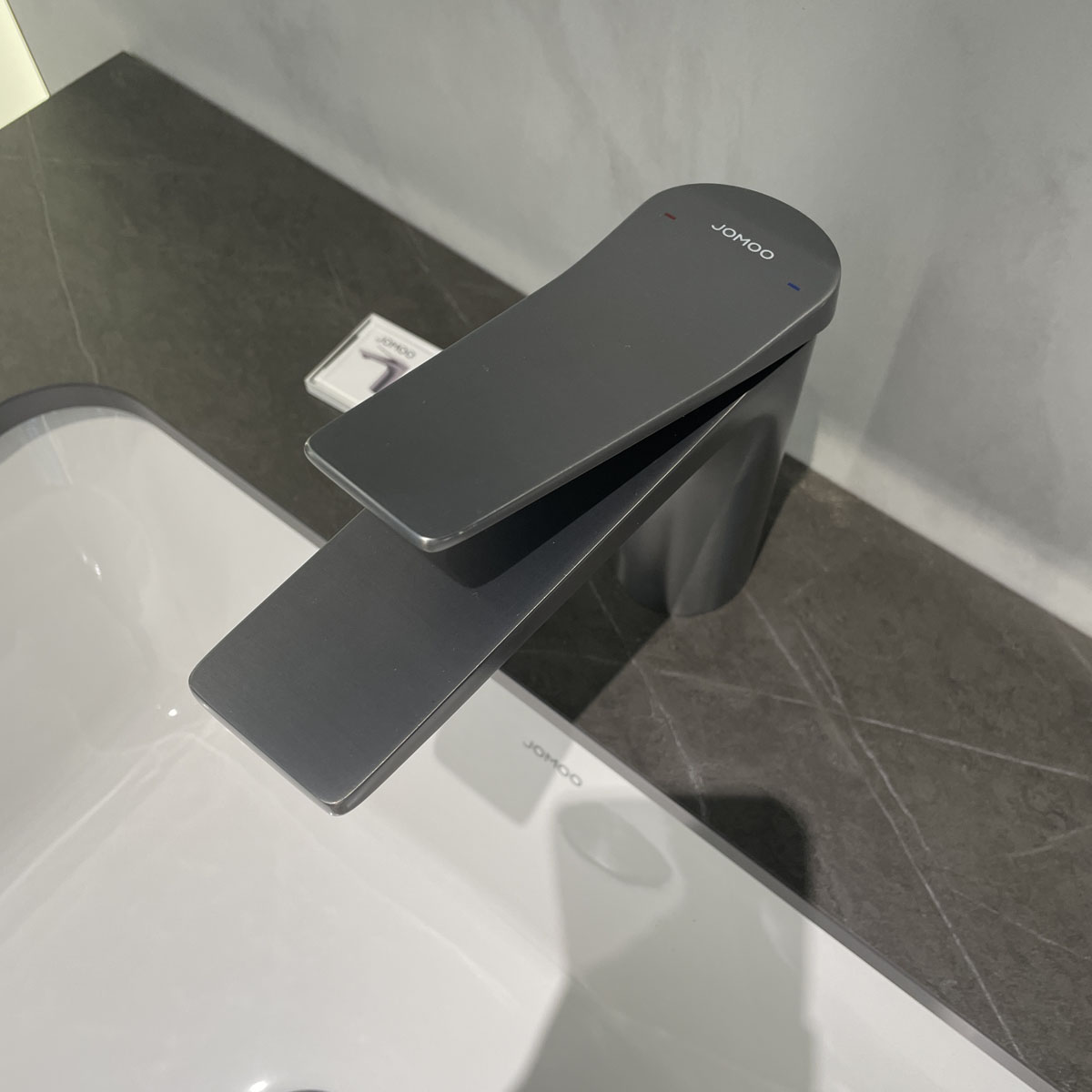 Vòi chậu lavabo nóng lạnh JOMOO 32305-456