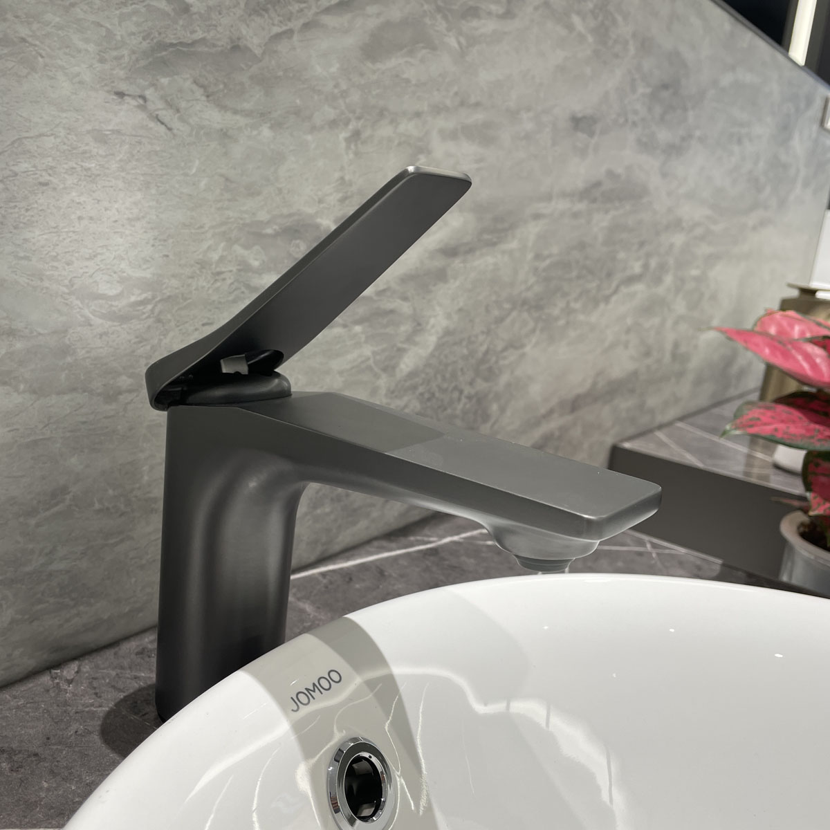 Vòi chậu lavabo nóng lạnh JOMOO 32305-456