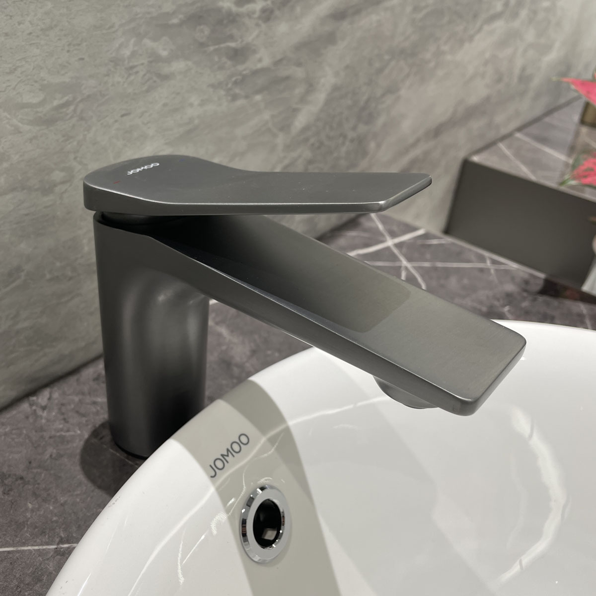 Vòi chậu lavabo nóng lạnh JOMOO 32305-456