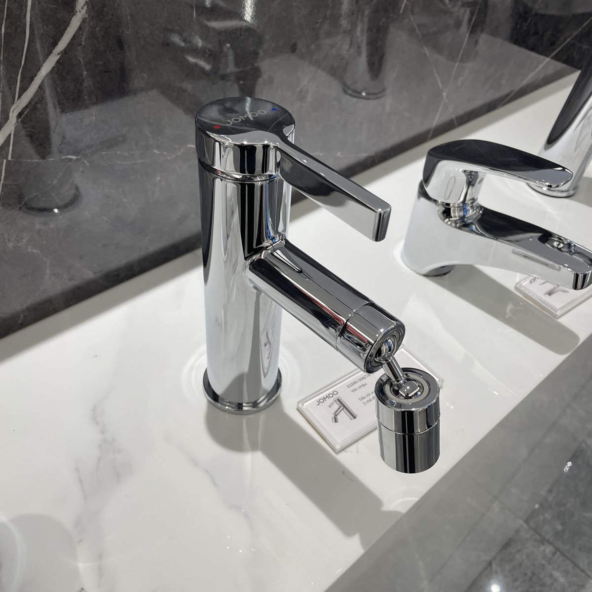 Vòi chậu lavabo nóng lạnh JOMOO 32393-506/1B-Z