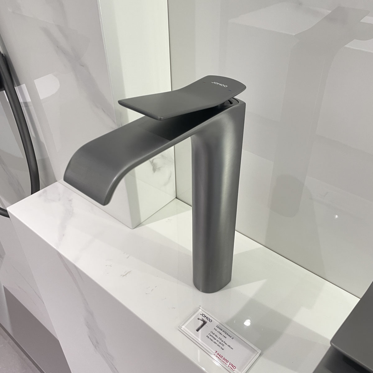 Vòi chậu lavabo nóng lạnh JOMOO 32406-673