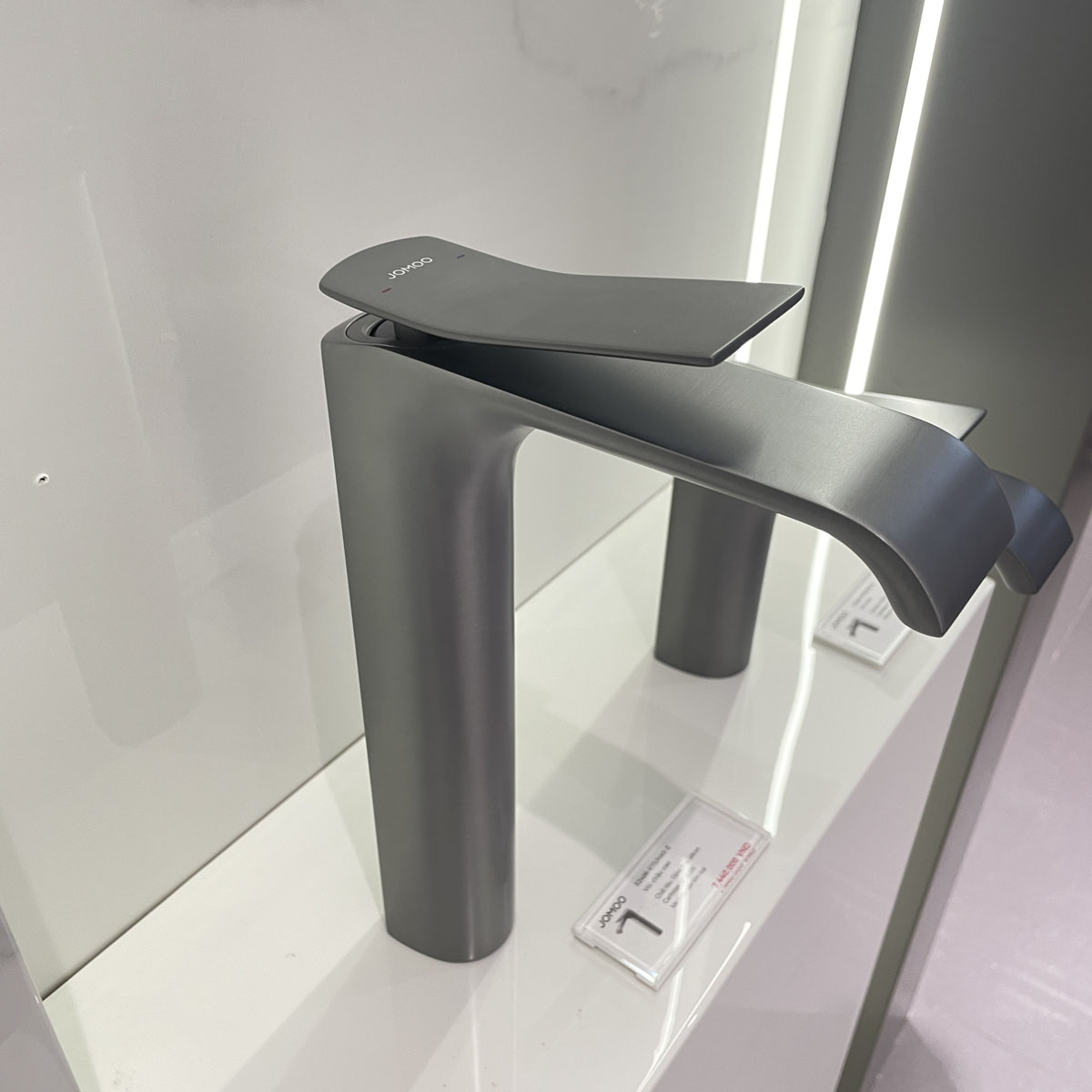 Vòi chậu lavabo nóng lạnh JOMOO 32406-673