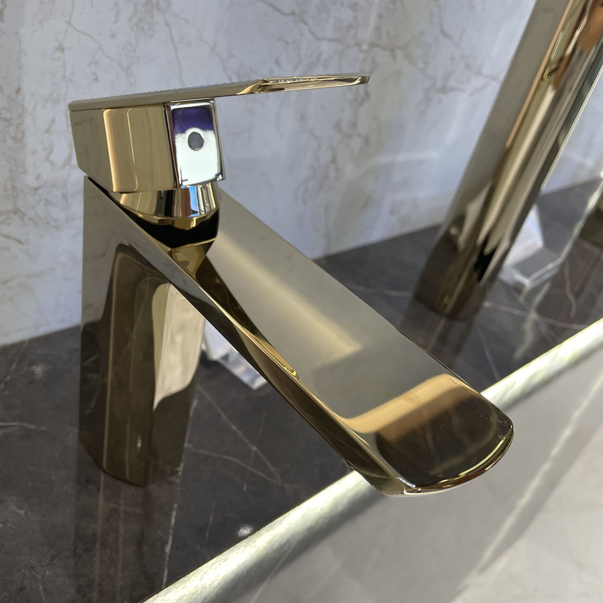 Vòi lavabo nóng lạnh JOMOO 32415