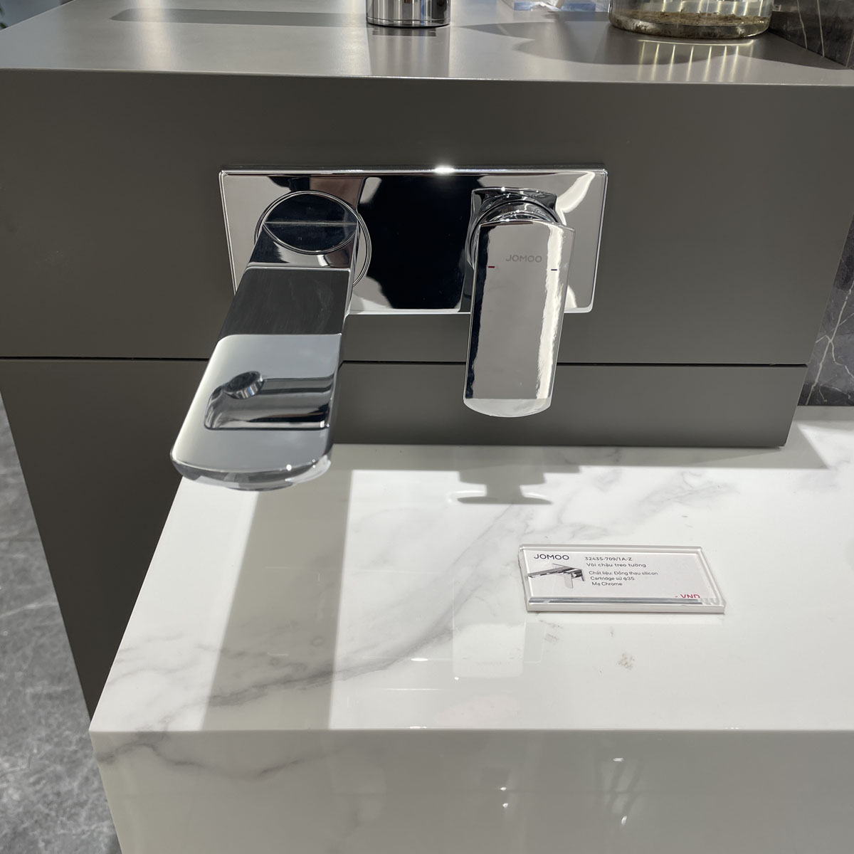 Vòi chậu lavabo nóng lạnh JOMOO 32435-718