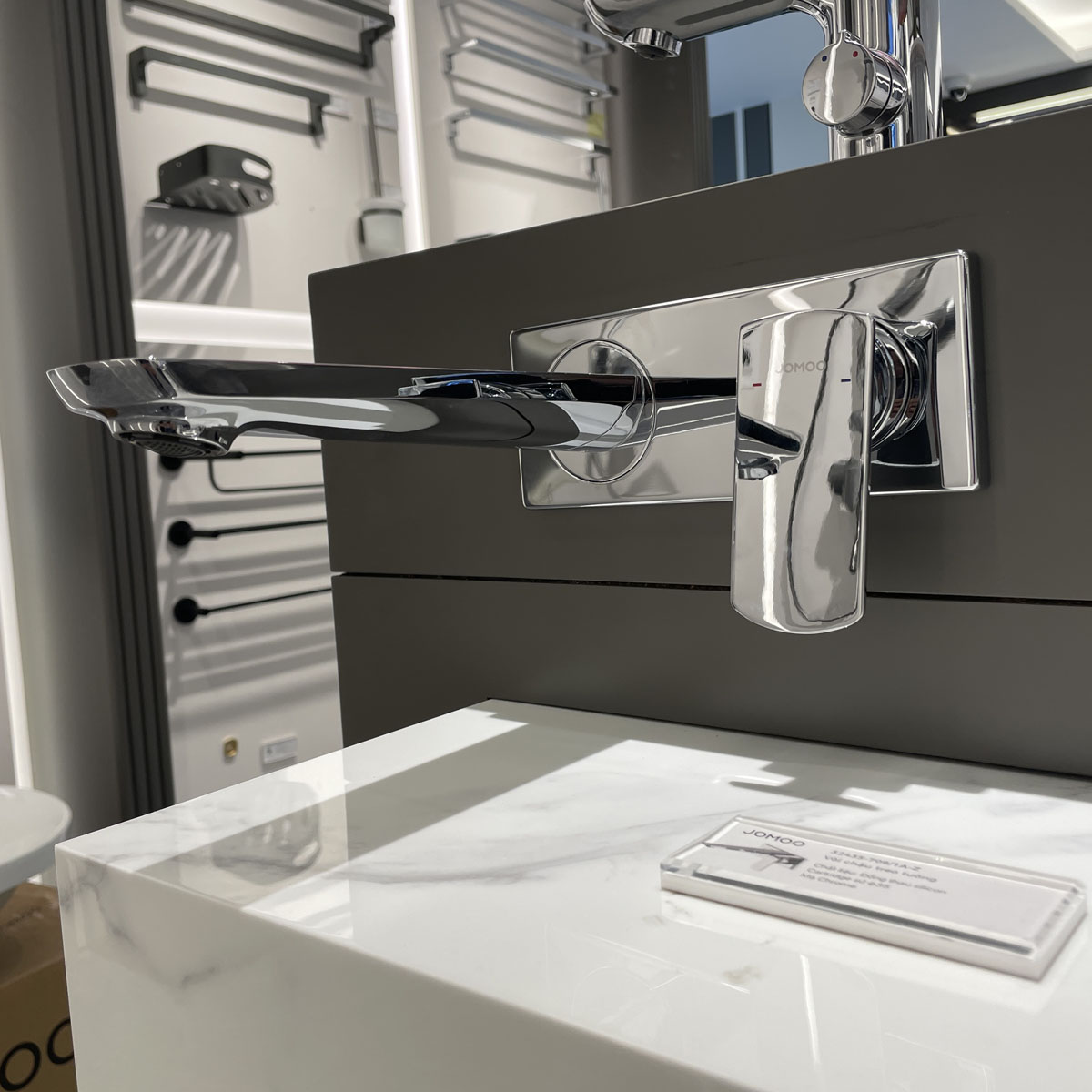 Vòi chậu lavabo nóng lạnh JOMOO 32435-718