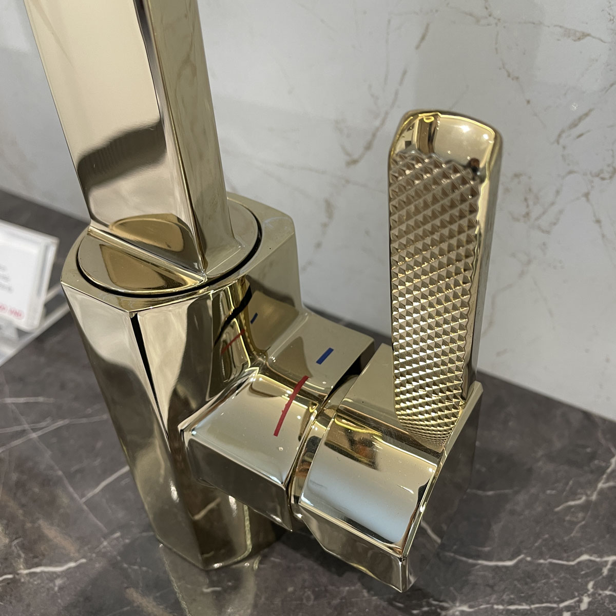 Vòi chậu lavabo nóng lạnh JOMOO 32437-716