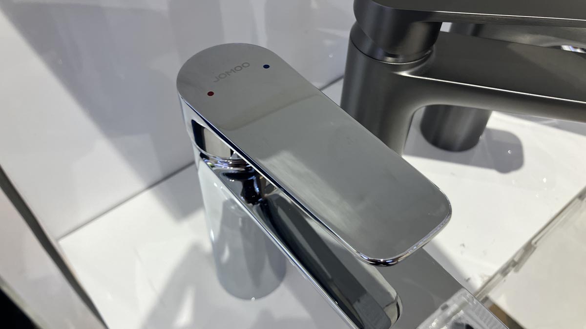 Vòi chậu lavabo nóng lạnh JOMOO 32676-739