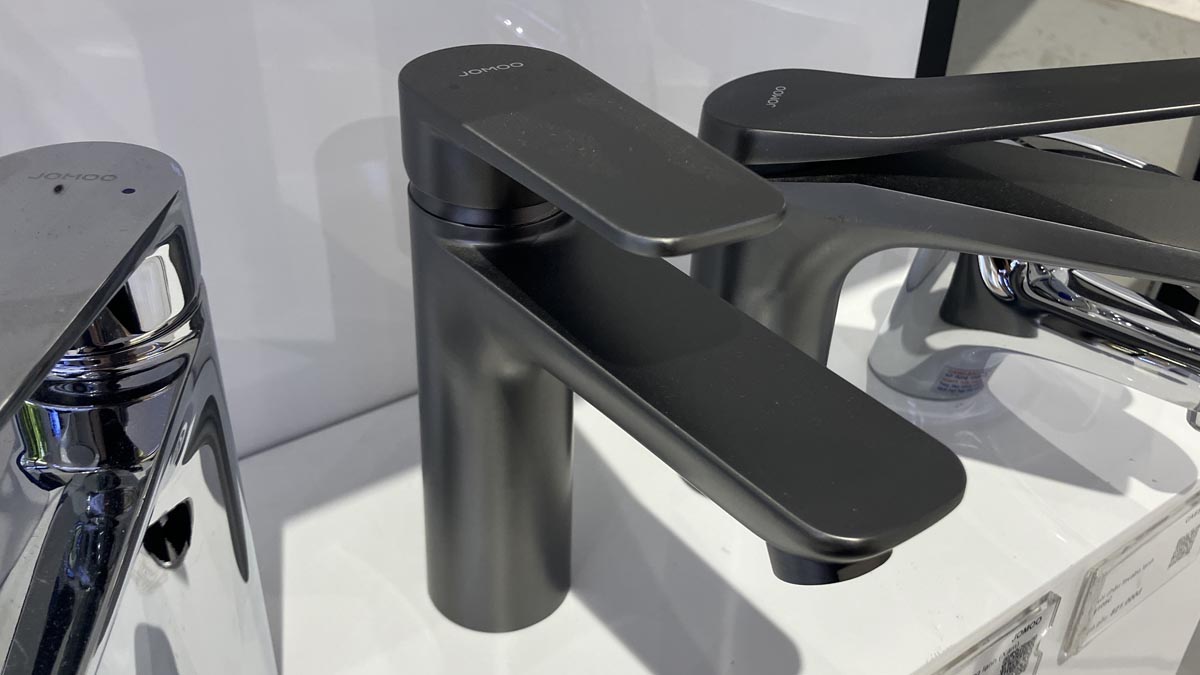 Vòi chậu lavabo nóng lạnh JOMOO 32676-739
