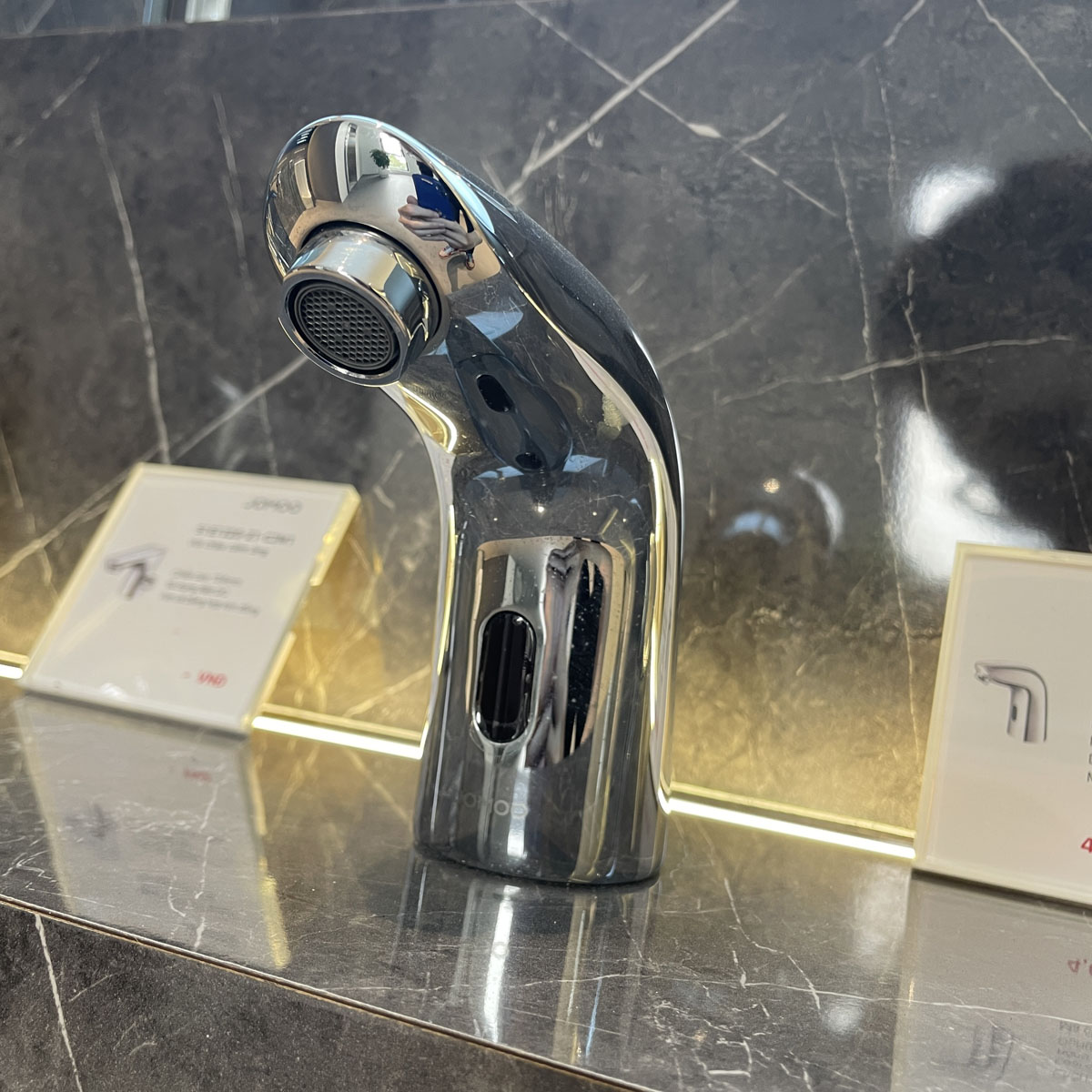 Vòi lavabo cảm ứng JOMOO 51E1170-11-CJM4