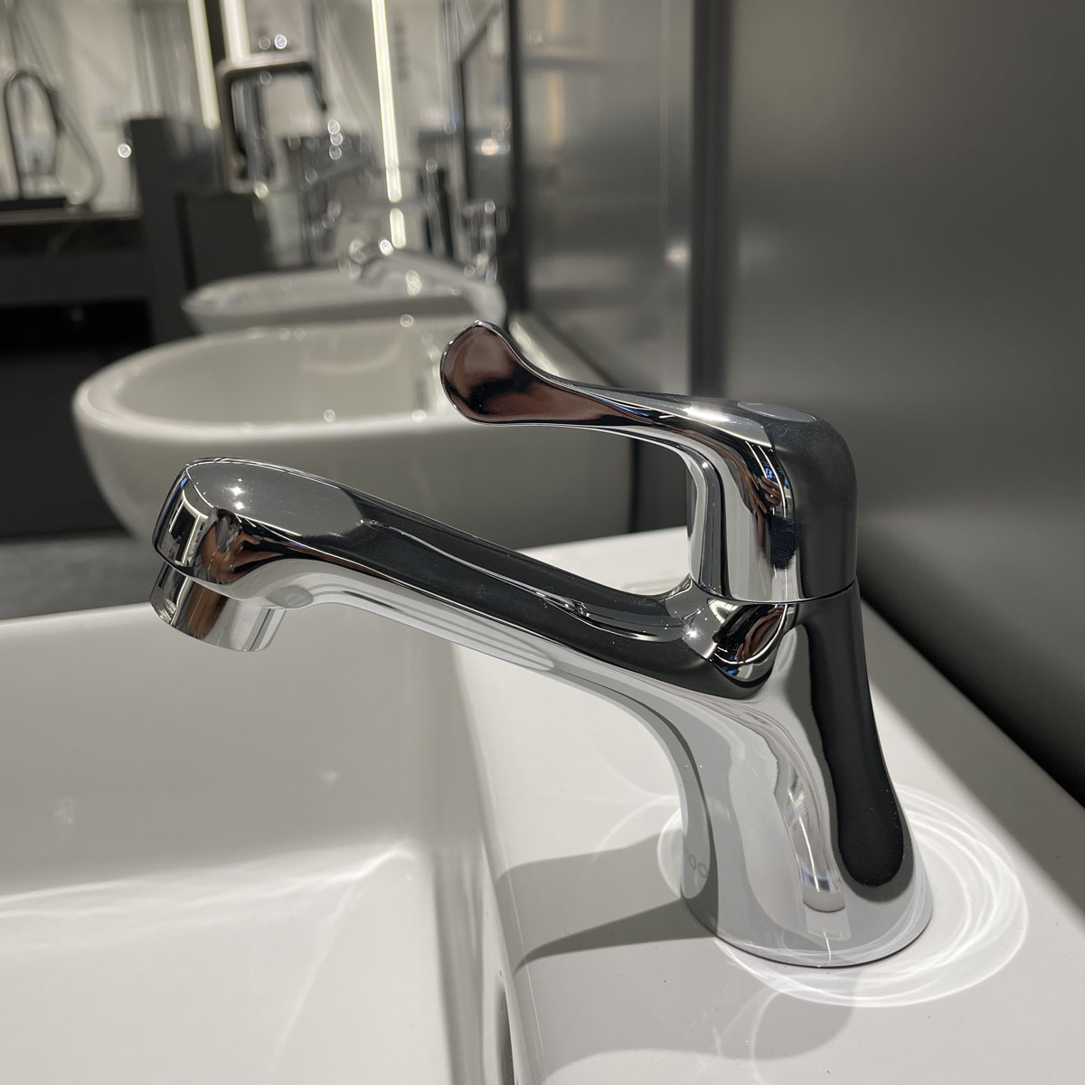 Vòi chậu lavabo lạnh JOMOO 76023-238/1C-I011