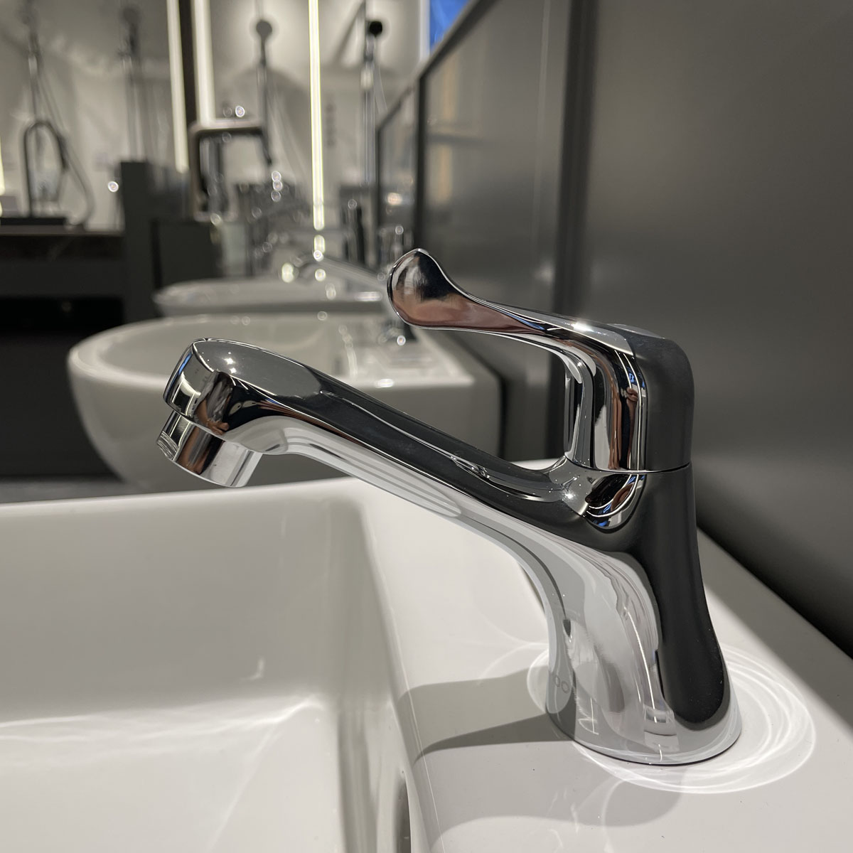 Vòi chậu lavabo lạnh JOMOO 76023-238/1C-I011