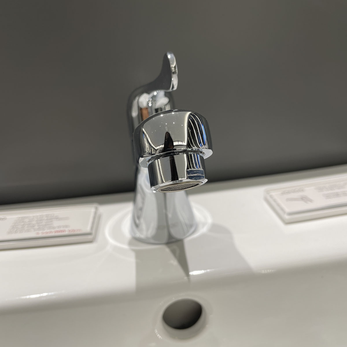 Vòi chậu lavabo lạnh JOMOO 76023-238/1C-I011