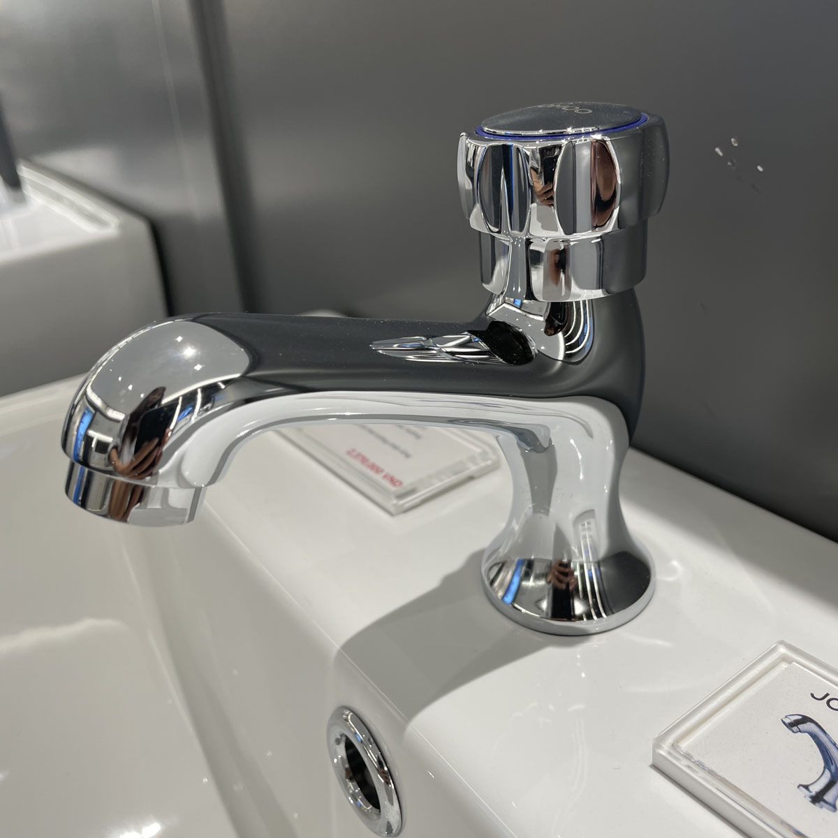 Vòi chậu lavabo lạnh JOMOO 7611-016/1C-I011