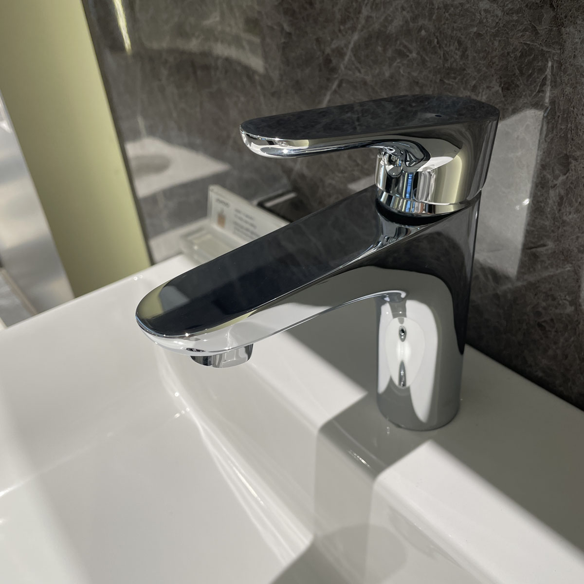 Vòi chậu lavabo nóng lạnh JOMOO P32314-484/1C-Z