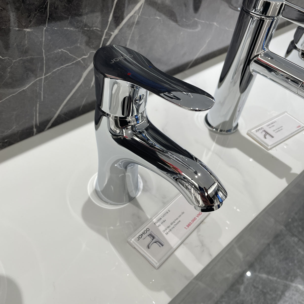 Vòi chậu lavabo nóng lạnh JOMOO P32358-147/1B-Z