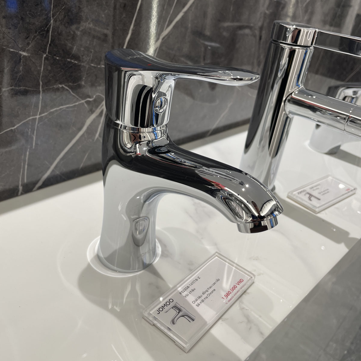 Vòi chậu lavabo nóng lạnh JOMOO P32358-147/1B-Z