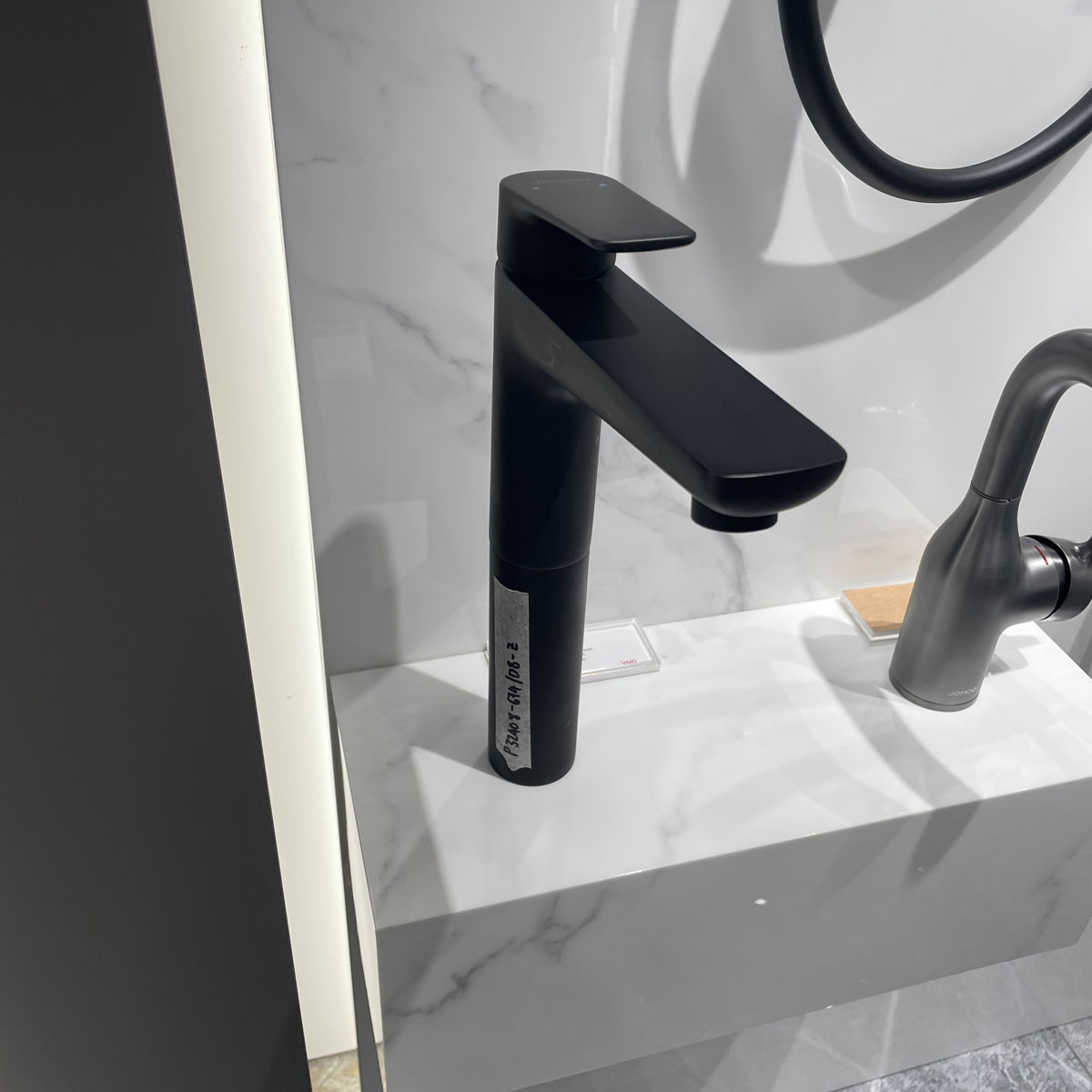 Vòi chậu lavabo nóng lạnh JOMOO P32408-674/DBC-Z