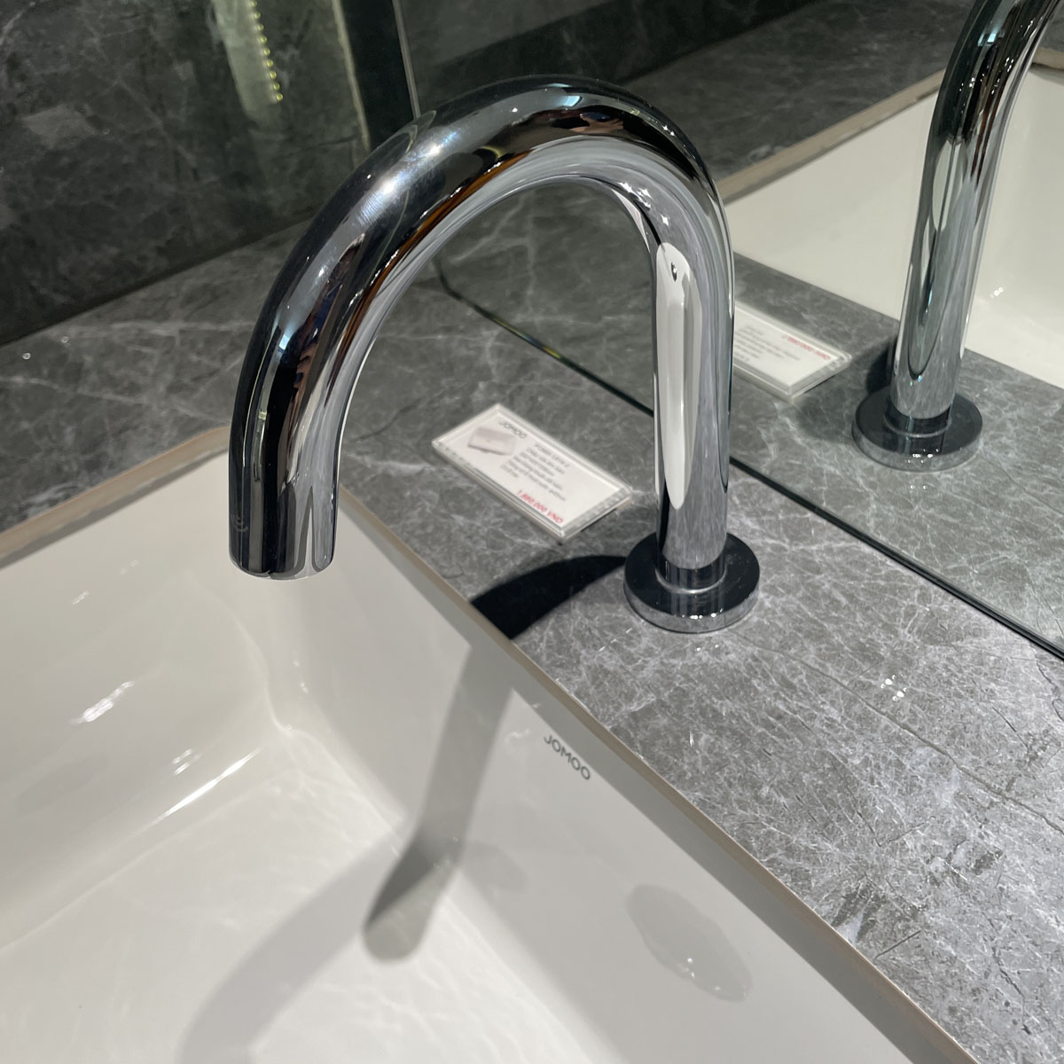 Vòi lavabo cảm ứng JOMOO P5E1011-10-CJM