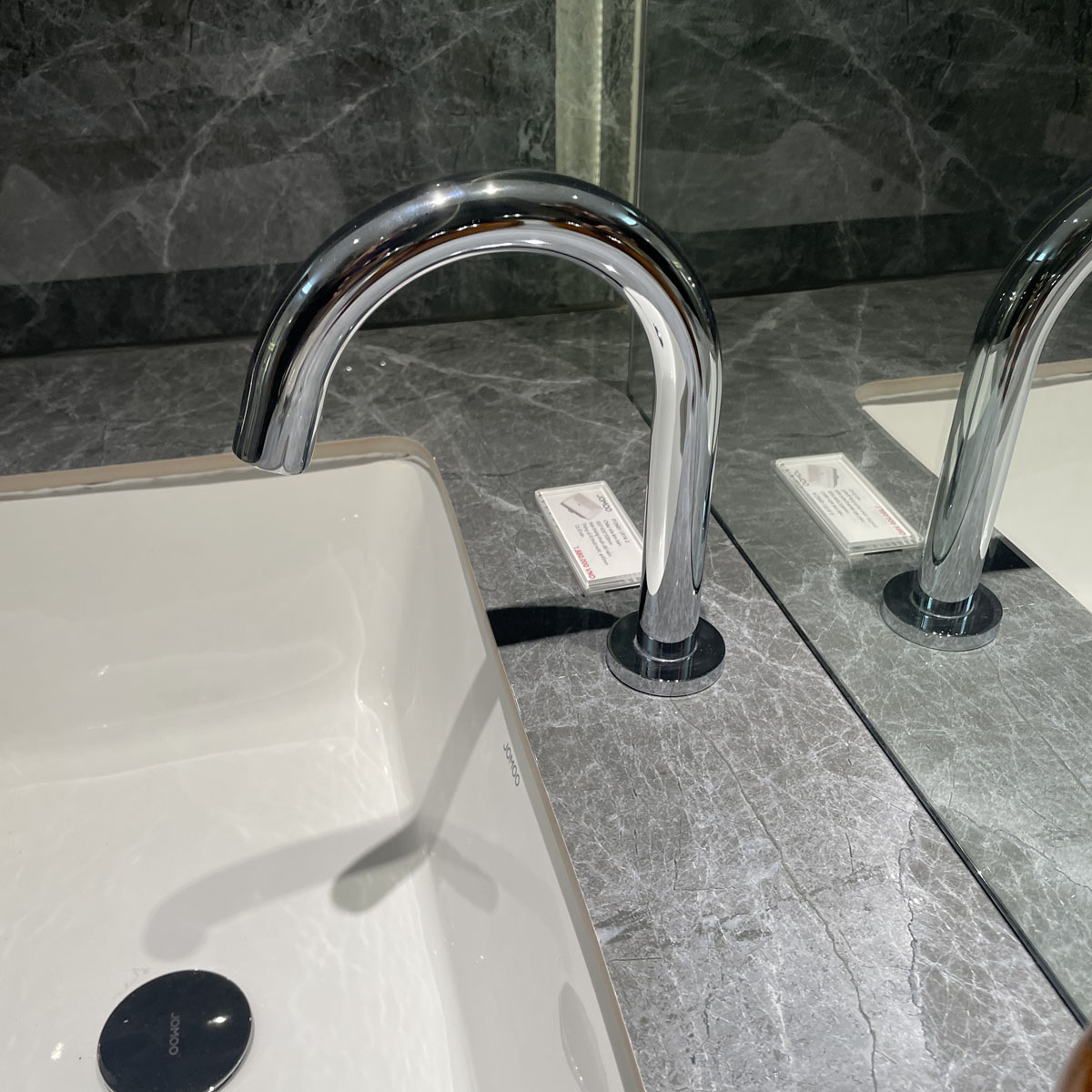Vòi lavabo cảm ứng JOMOO P5E1011-10-CJM