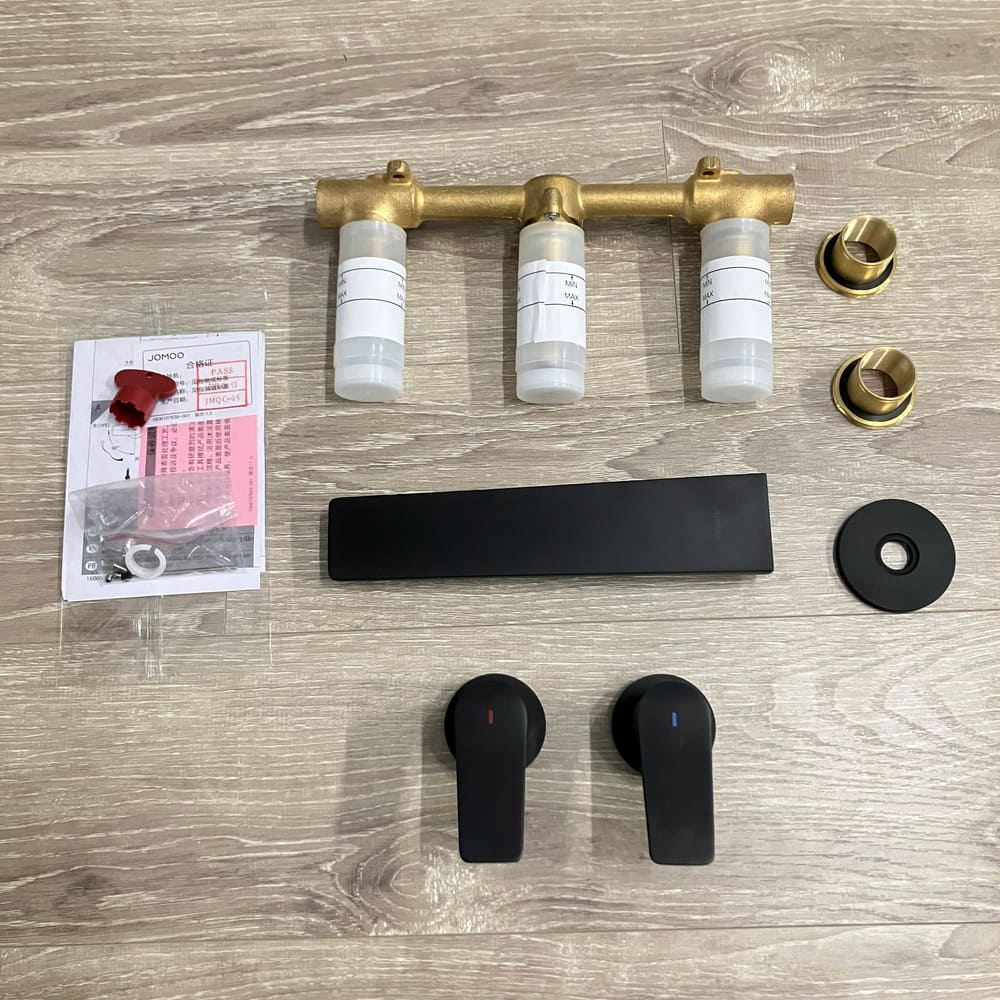 Vòi chậu lavabo gắn tường nóng lạnh JOMOO P22069-670