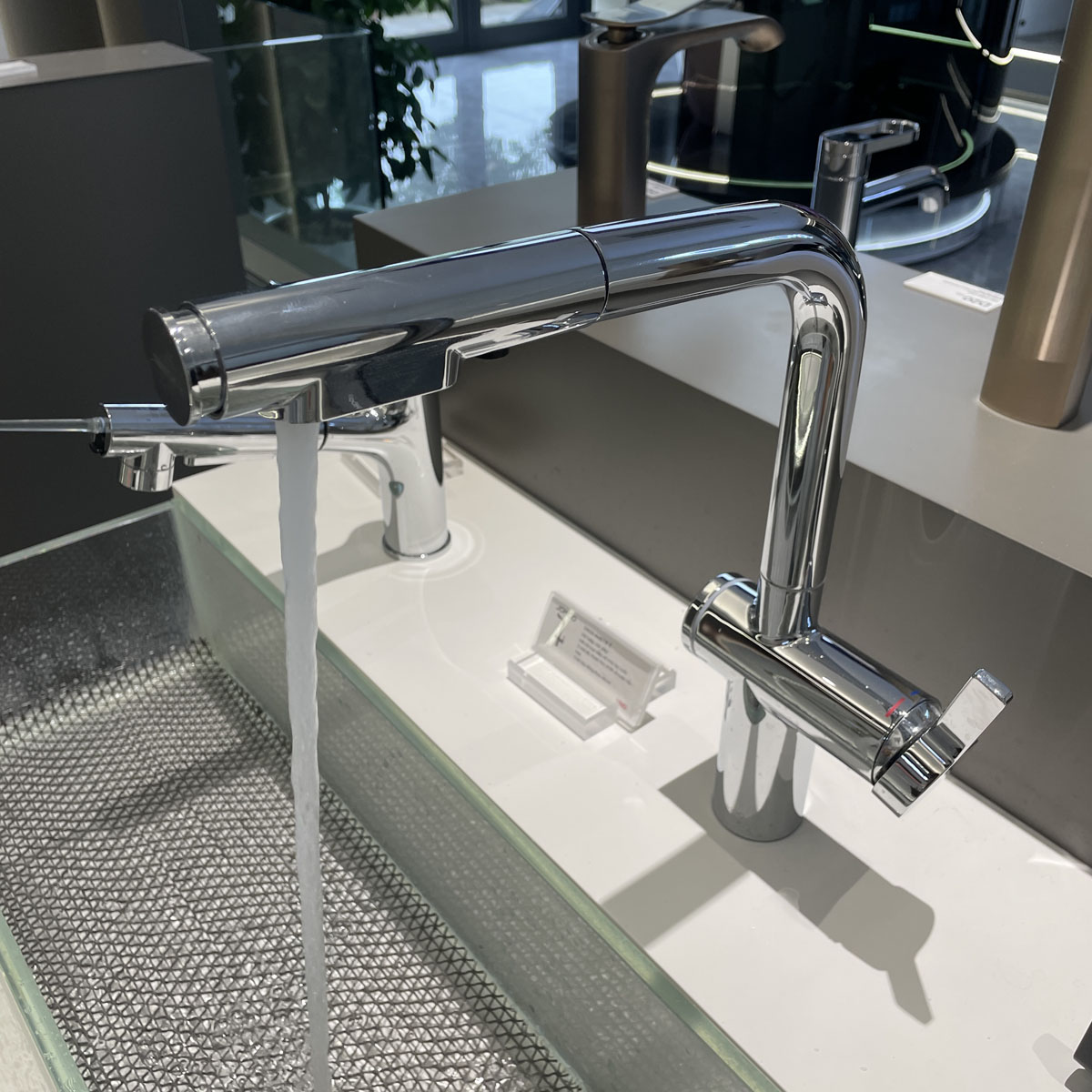 Vòi rửa chén bát nóng lạnh dây rút JOMOO 23020-648/1B-Z