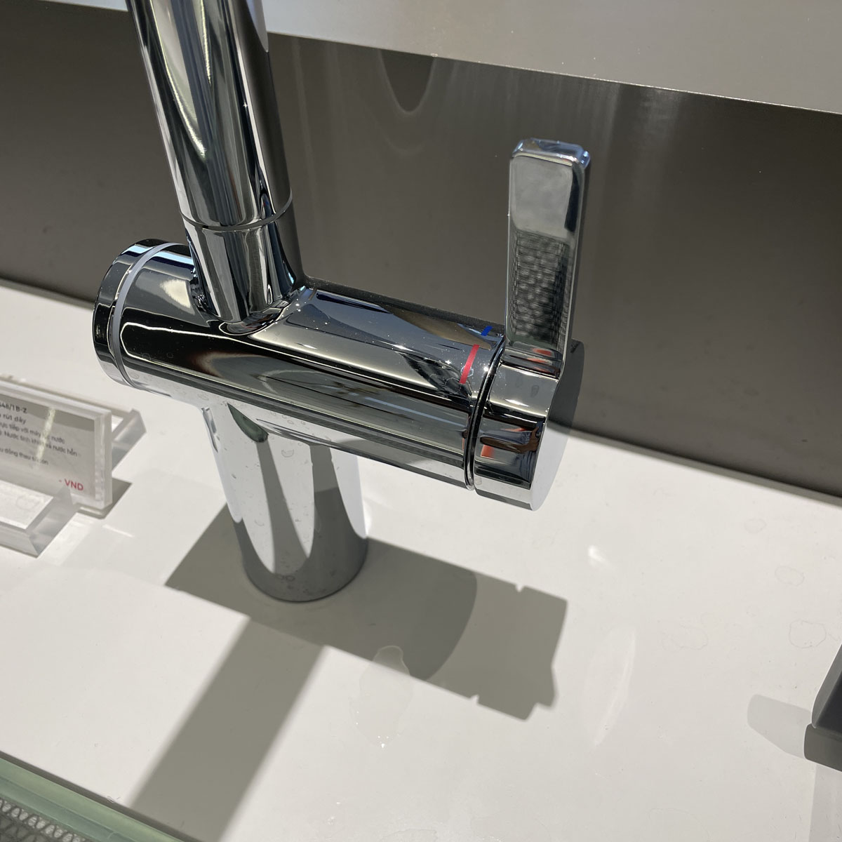 Vòi rửa chén bát nóng lạnh dây rút JOMOO 23020-648/1B-Z