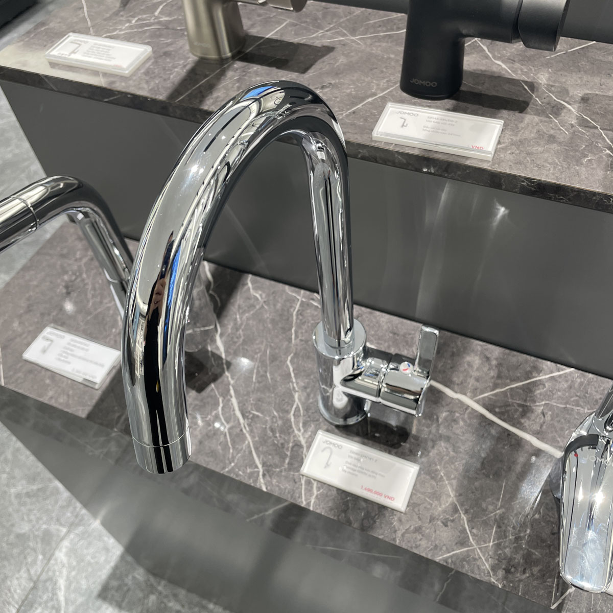 Vòi rửa chén bát nóng lạnh JOMOO 33080-229