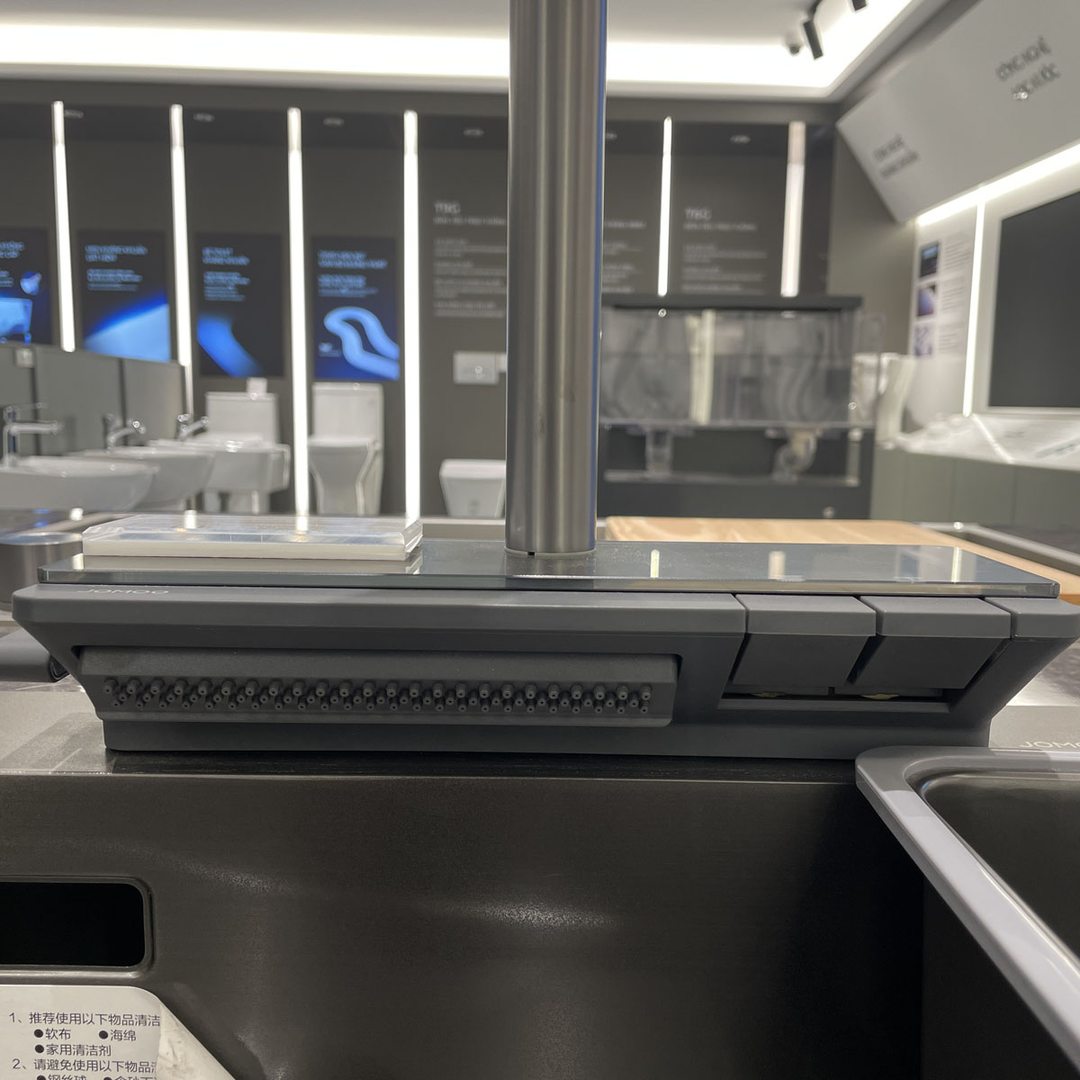 Vòi rửa chén bát nóng lạnh dây rút và kèm vòi rửa thác JOMOO 33171-733/HBS-Z