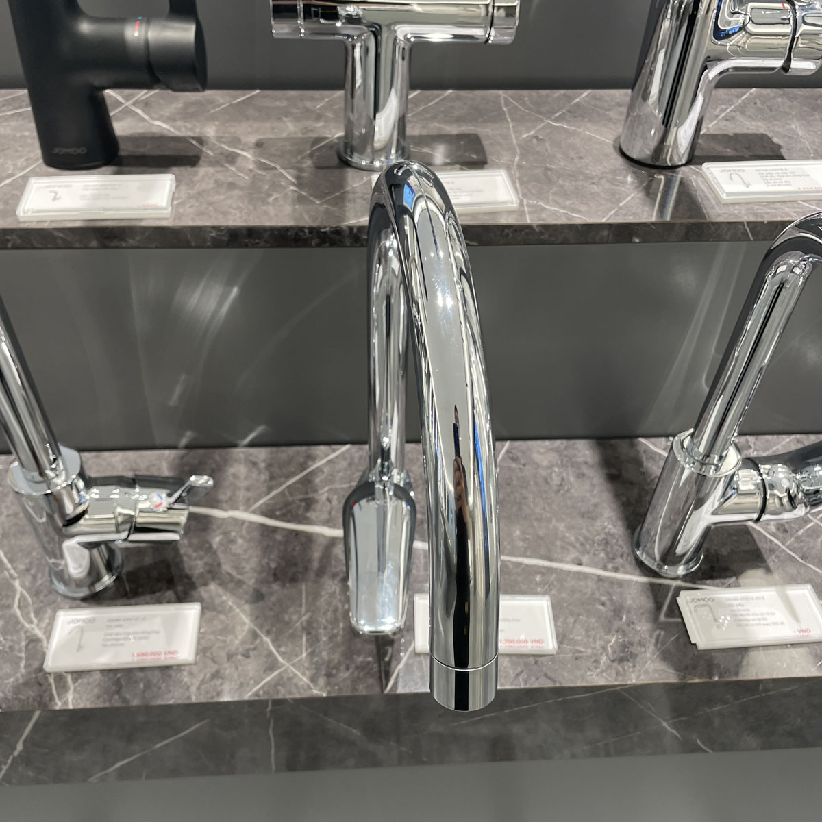 Vòi rửa chén bát nóng lạnh JOMOO 3333-476/1B-Z