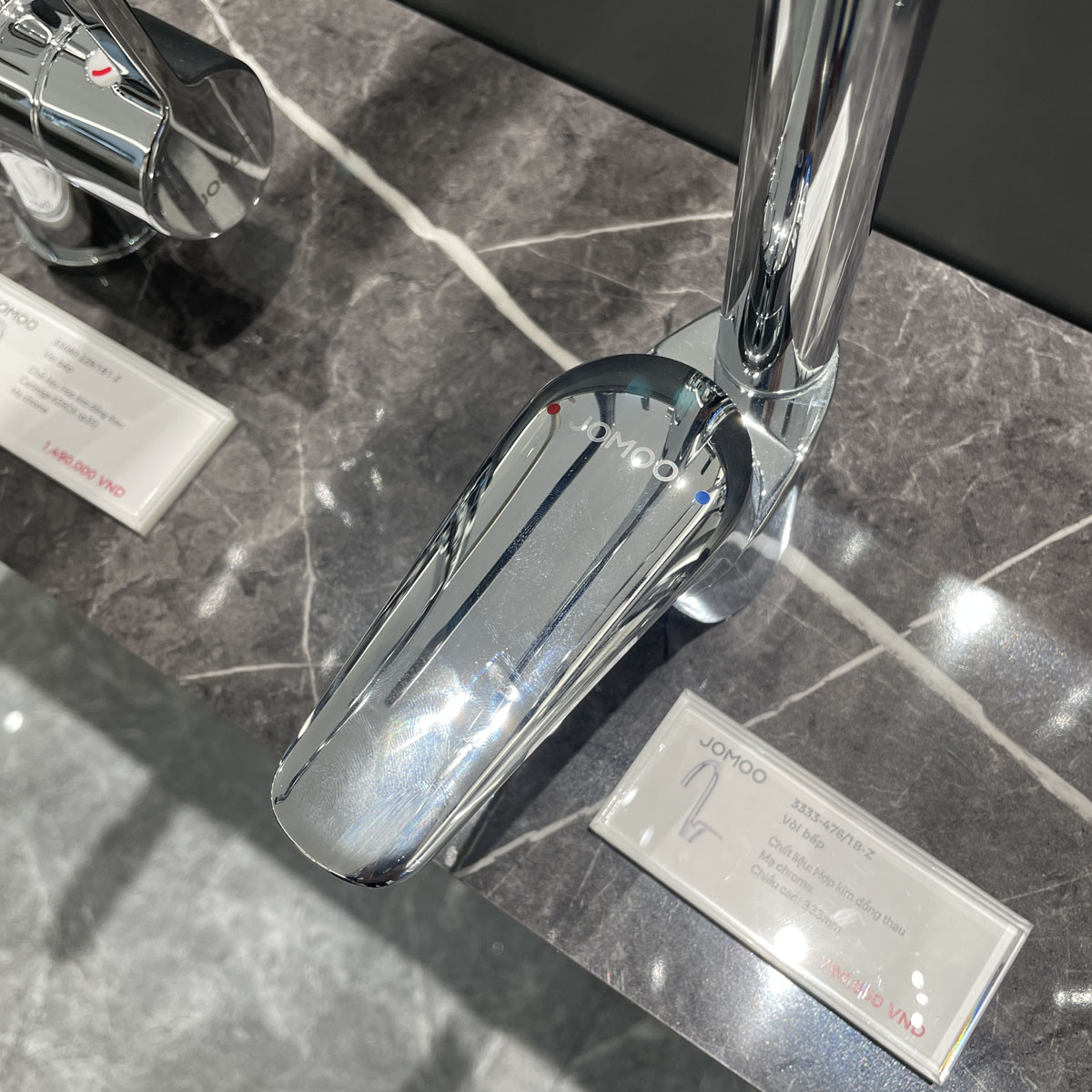 Vòi rửa chén bát nóng lạnh JOMOO 3333-476/1B-Z
